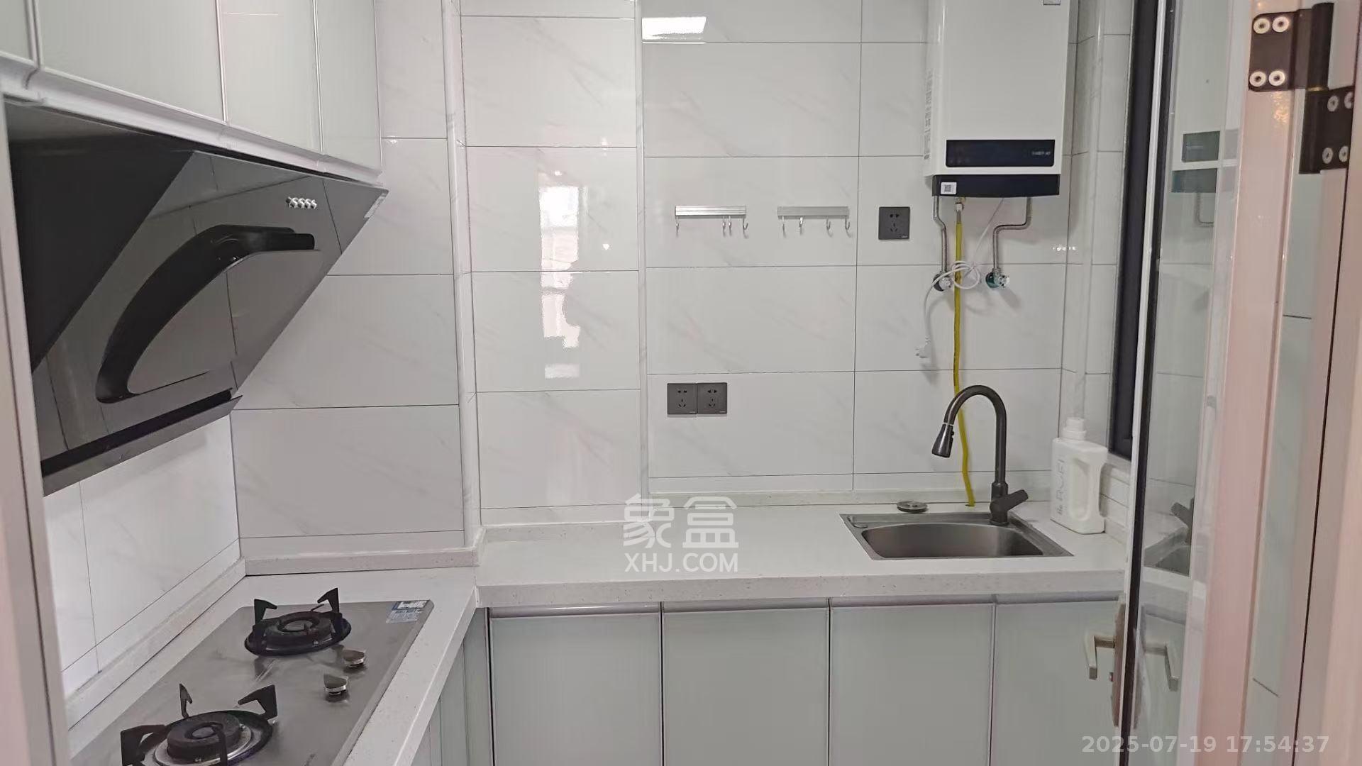 振业城三期  3室2厅2卫   3500.00元/月室内图