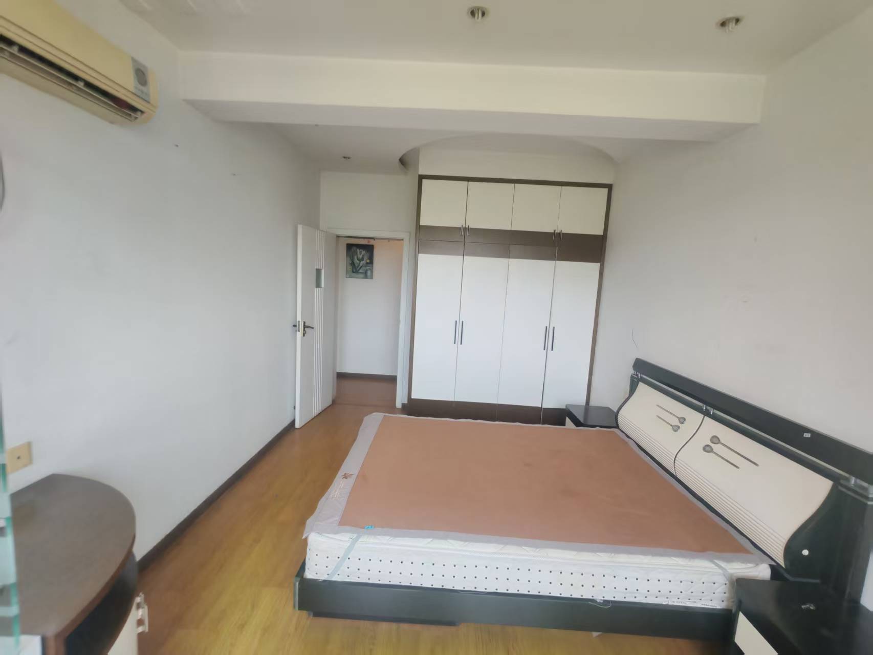 钻石家园  3室2厅2卫    26.8万 钻石家园  3室2厅2卫    26.8万室内图