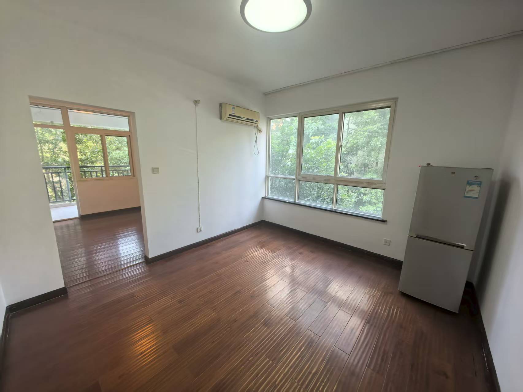 莱茵小镇 1室1厅1卫 23.2万 莱茵小镇 1室1厅1卫 23.2万室内图