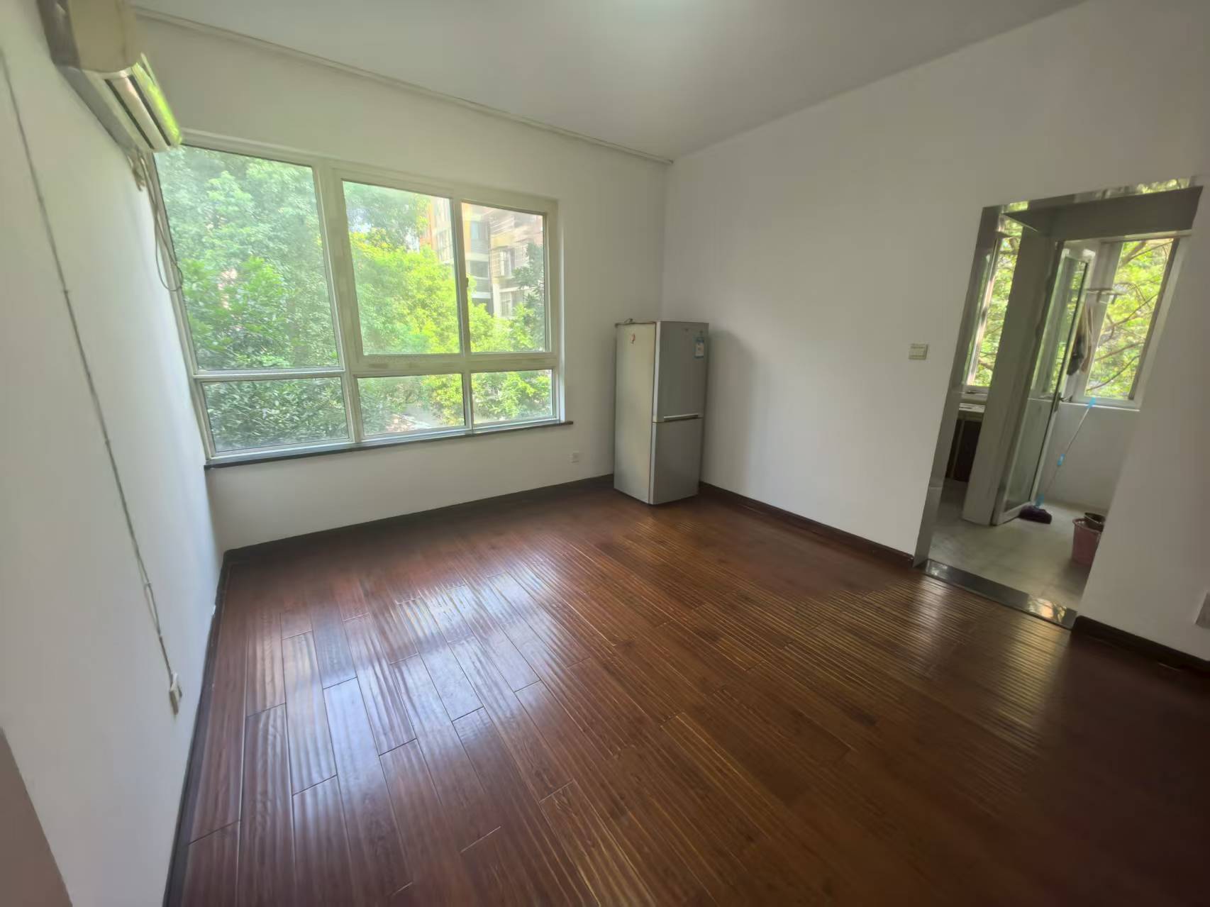 莱茵小镇 1室1厅1卫 23.2万 莱茵小镇 1室1厅1卫 23.2万室内图