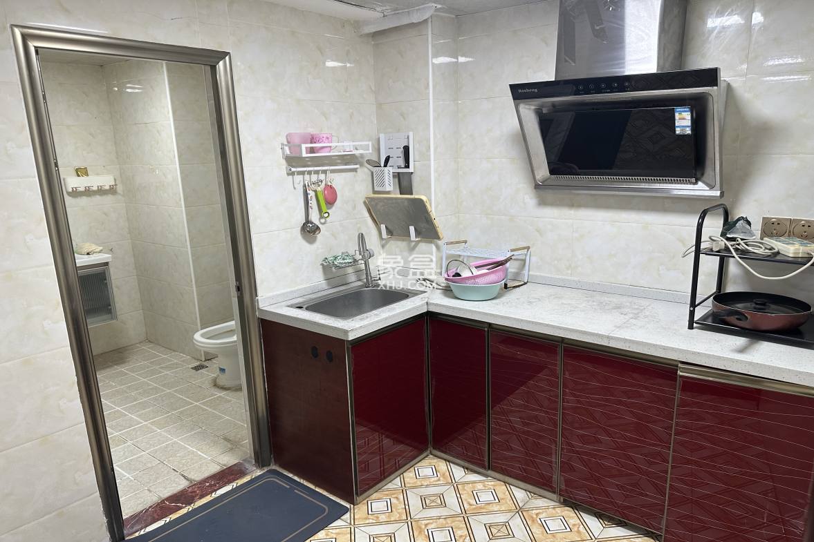 怡昌花园 3室2厅1卫 2100.0元/月 怡昌花园 3室2厅1卫 2100.0元/月室内图