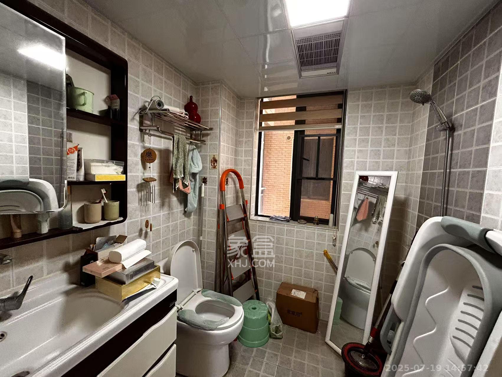 兴威帕克水岸 2室1厅2卫 2800.0元/月 兴威帕克水岸 2室1厅2卫 2800.0元/月室内图