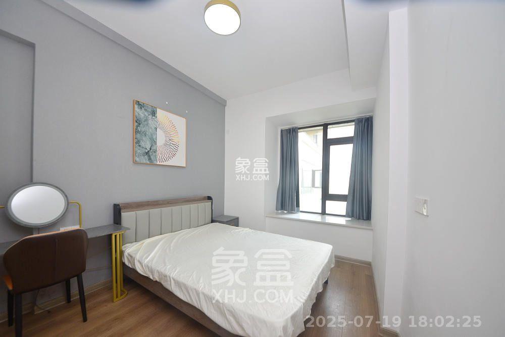 中建江山壹号  4室2厅2卫   7700.00元/月室内图