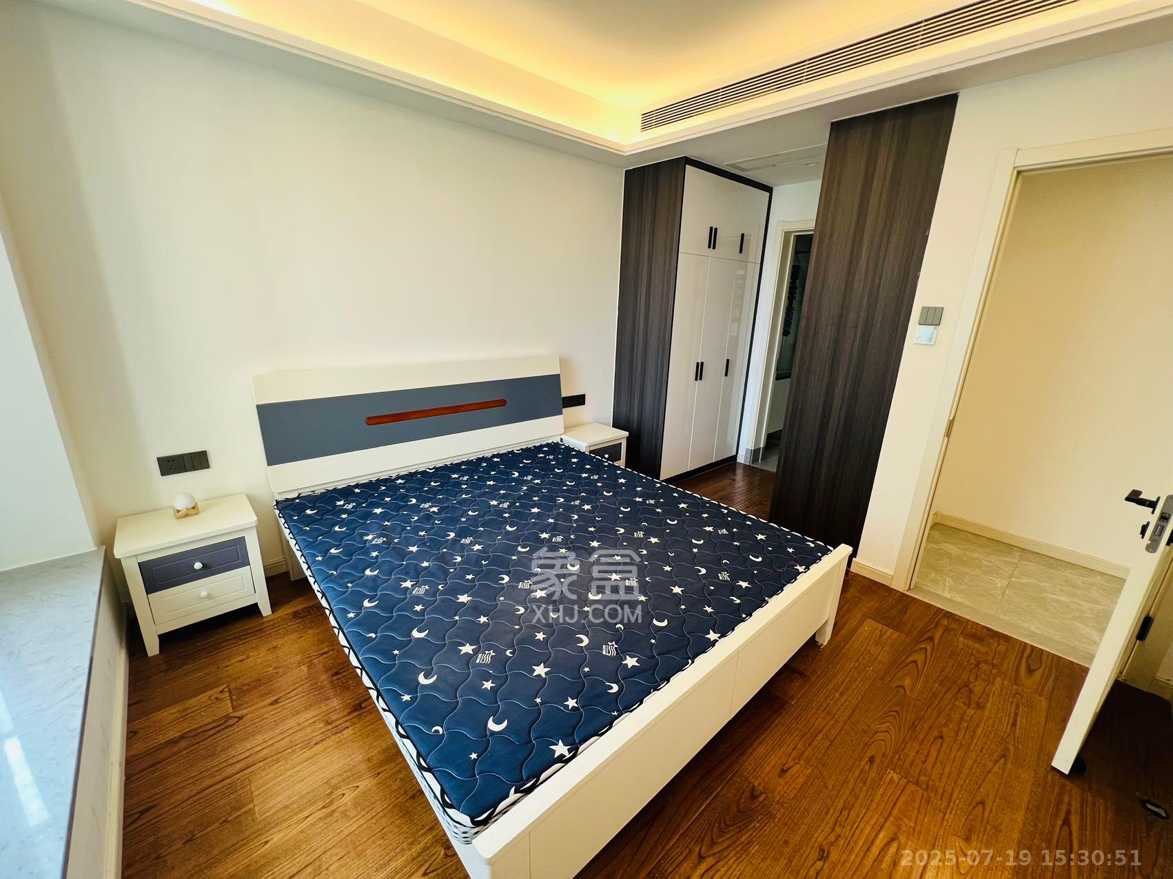 万科金色梦想B区  4室2厅2卫    3300.0元/月 万科金色梦想B区  4室2厅2卫    3300.0元/月室内图