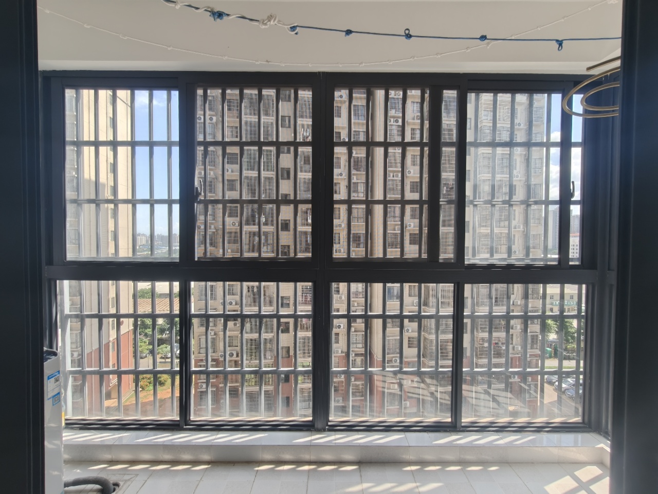 海糖小区一二期  3室2厅1卫    2500.0元/月 海糖小区一二期  3室2厅1卫    2500.0元/月室内图