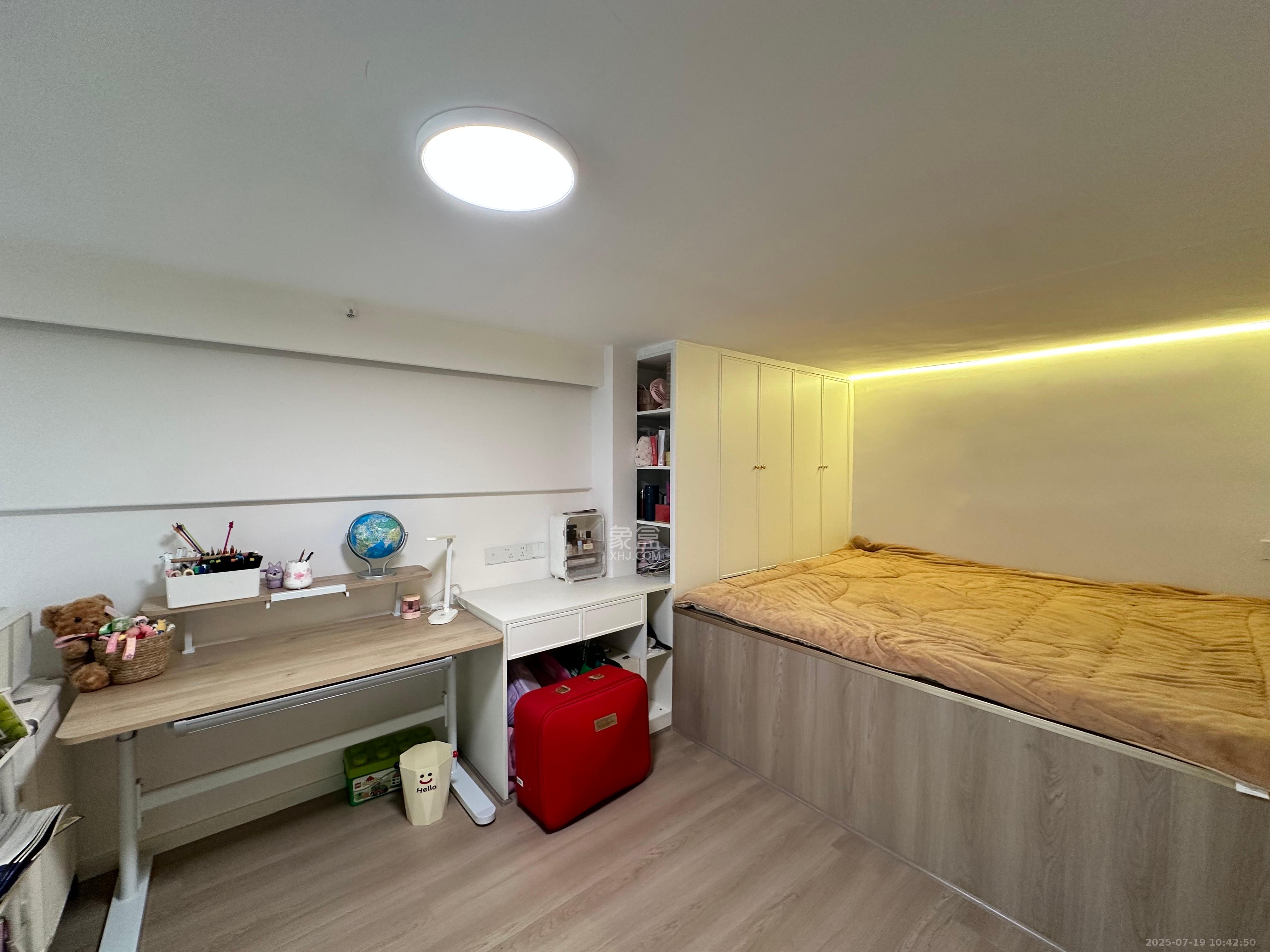 复地滨江金融中心 2室1厅1卫 3280.0元/月 复地滨江金融中心 2室1厅1卫 3280.0元/月室内图