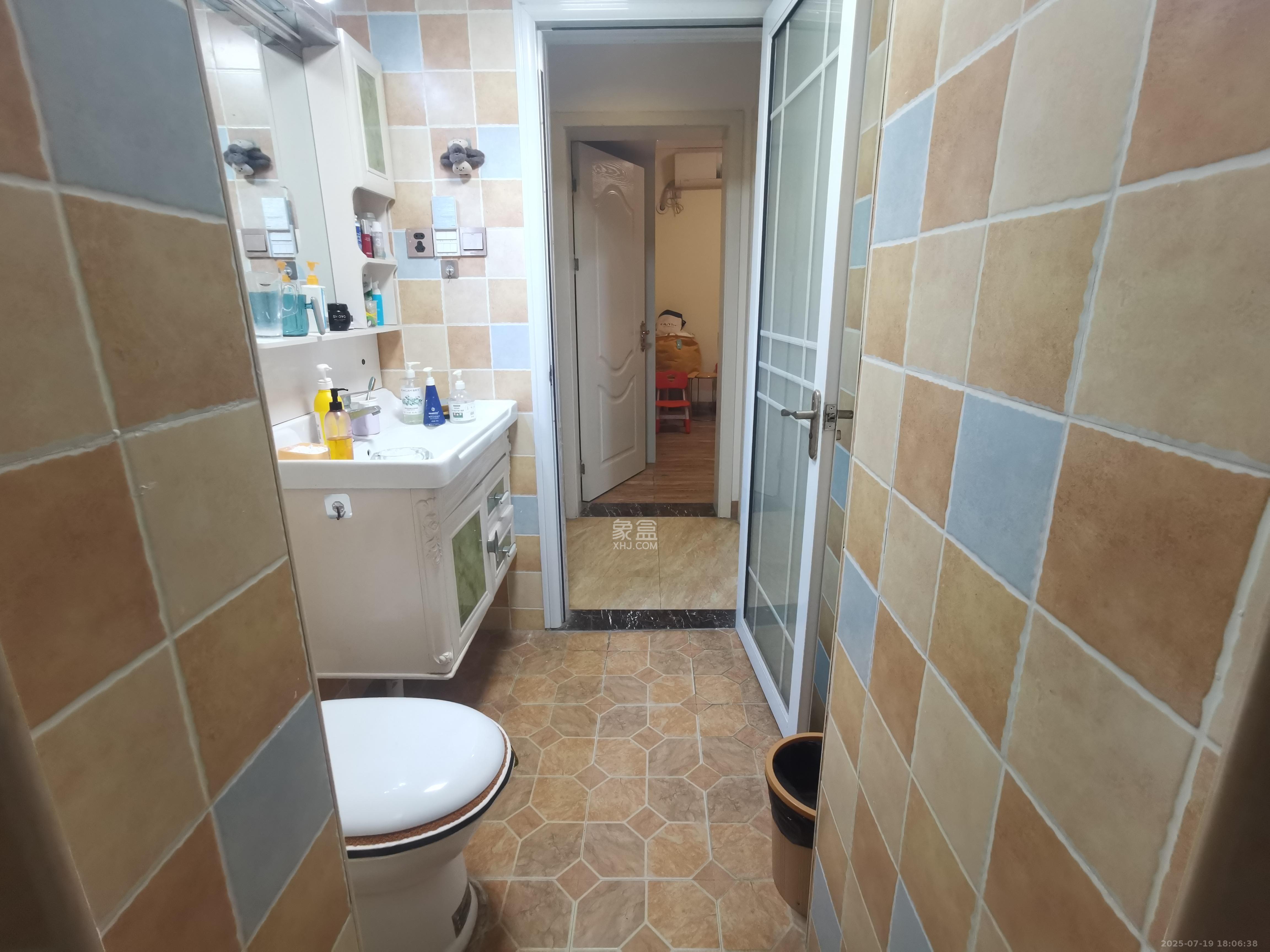 武广美誉  2室2厅1卫    2500.0元/月 武广美誉  2室2厅1卫    2500.0元/月室内图