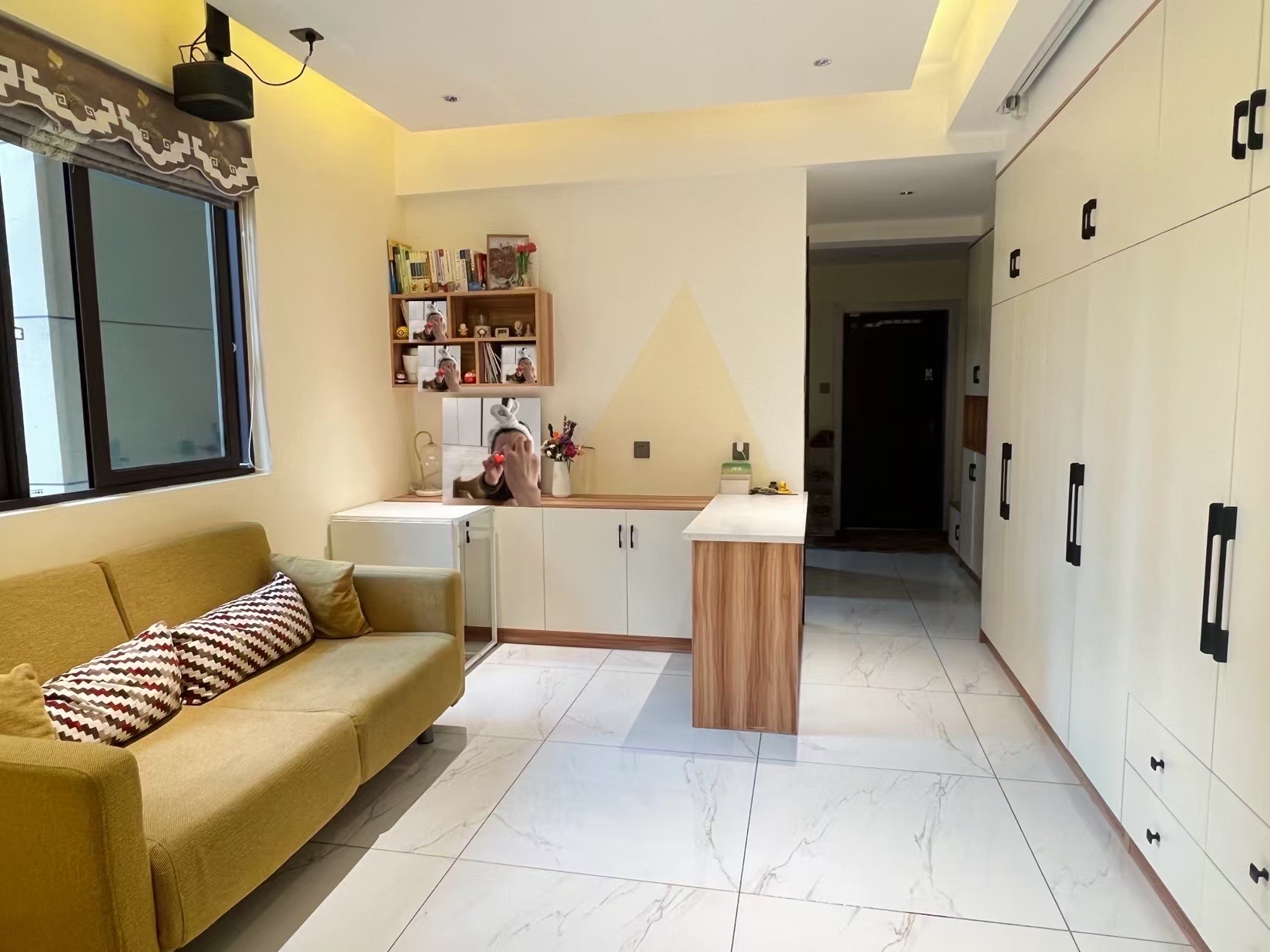 英伦首府金域豪廷 1室1厅1卫 1800.0元/月 英伦首府金域豪廷 1室1厅1卫 1800.0元/月室内图