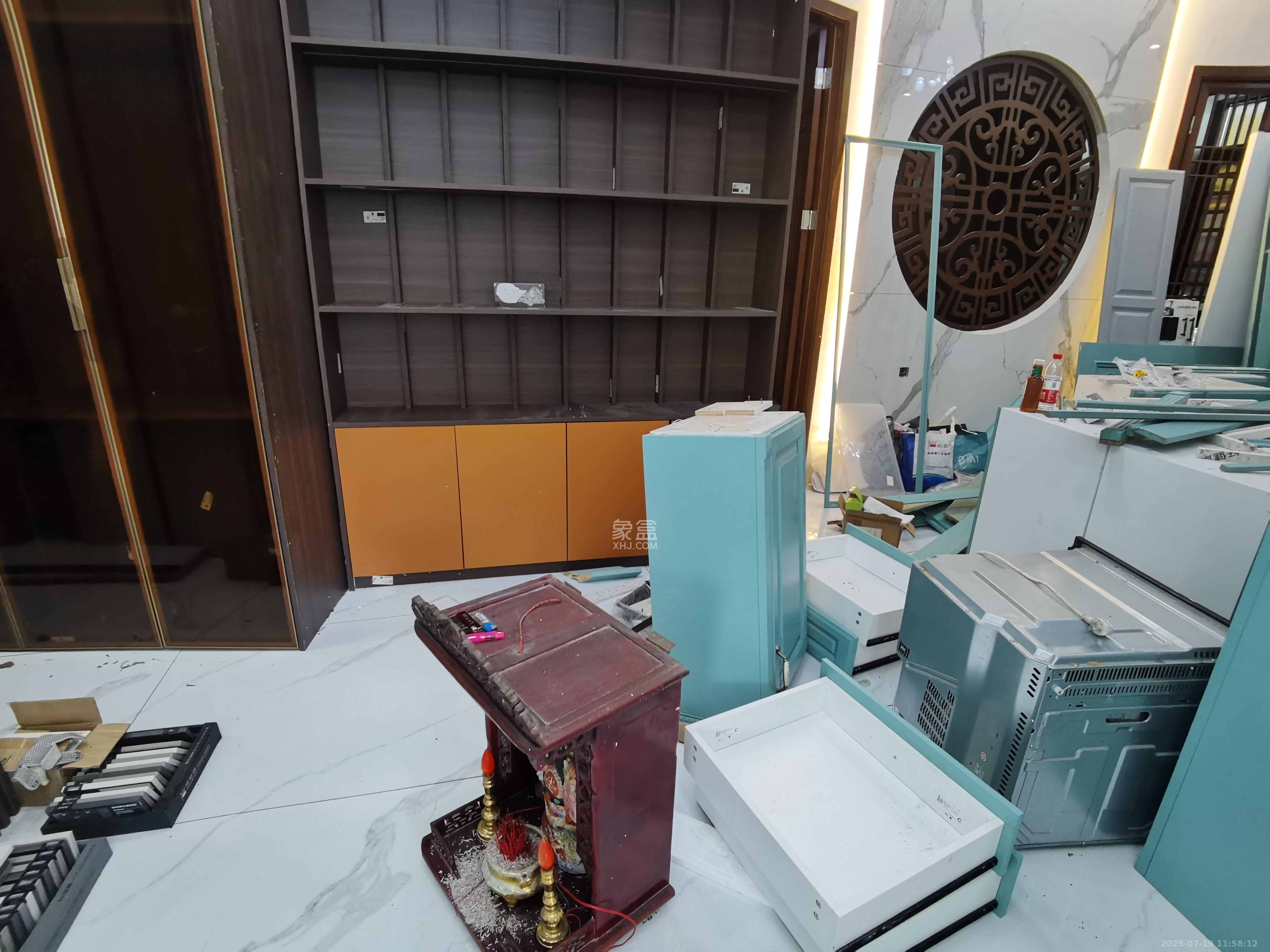 马王堆陶瓷建材新城  3室2厅1卫    18000.0元/月 马王堆陶瓷建材新城  3室2厅1卫    18000.0元/月室内图