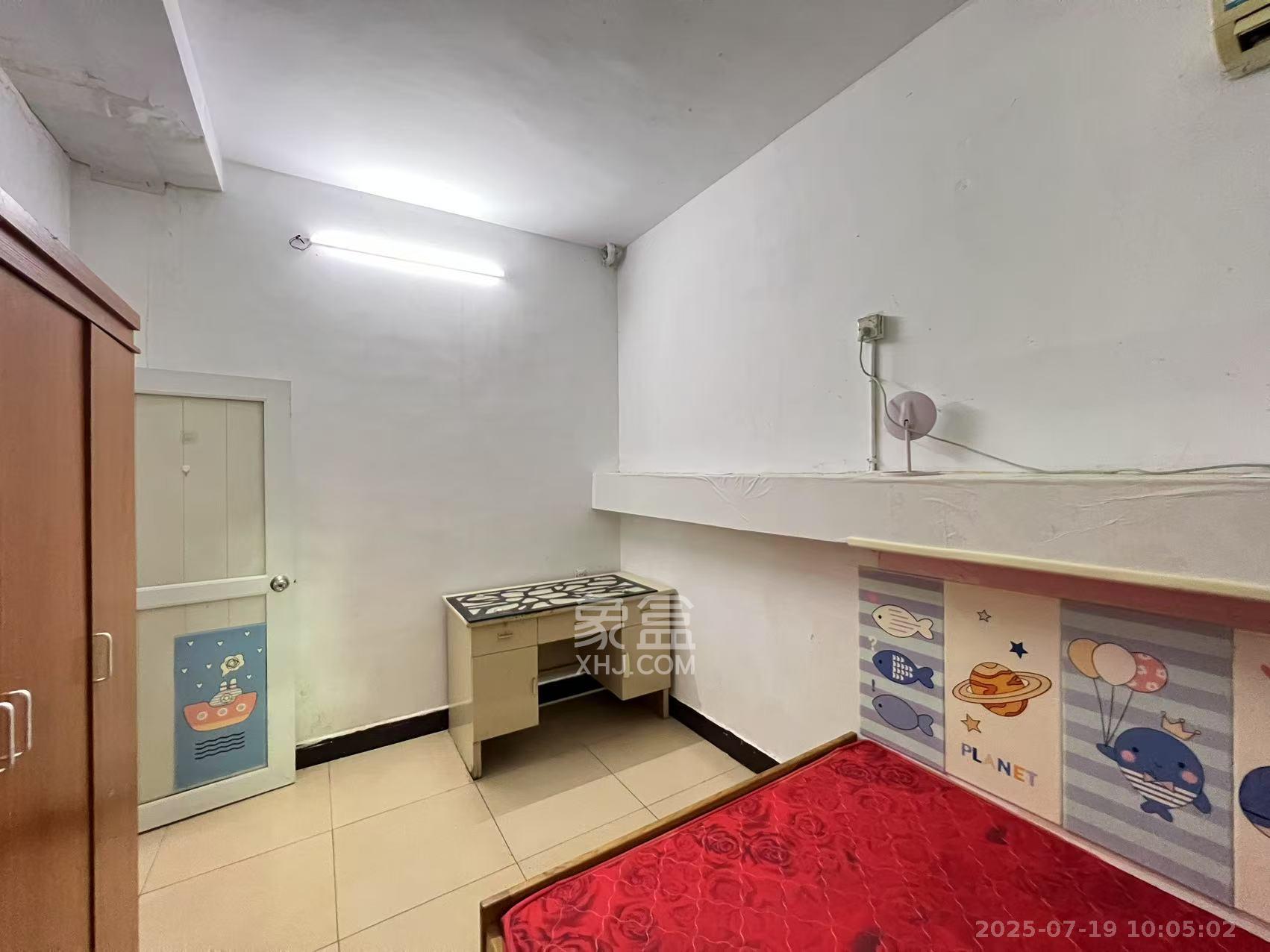 颐美园 1室1厅1卫 1200.0元/月 颐美园 1室1厅1卫 1200.0元/月室内图