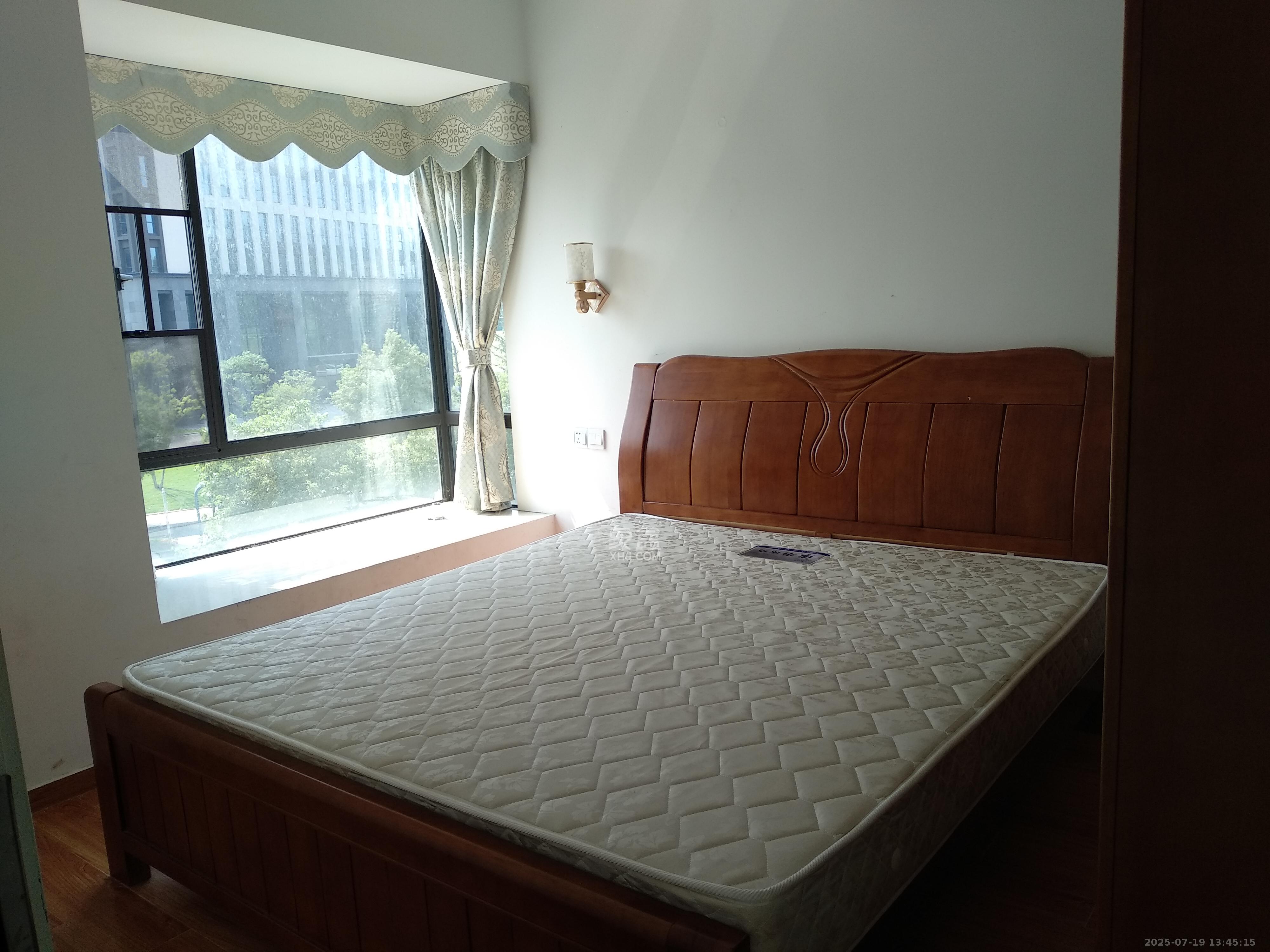 汇金城/嘉华城(二期、三期) 3室2厅1卫 2500.0元/月 汇金城/嘉华城(二期、三期) 3室2厅1卫 2500.0元/月室内图