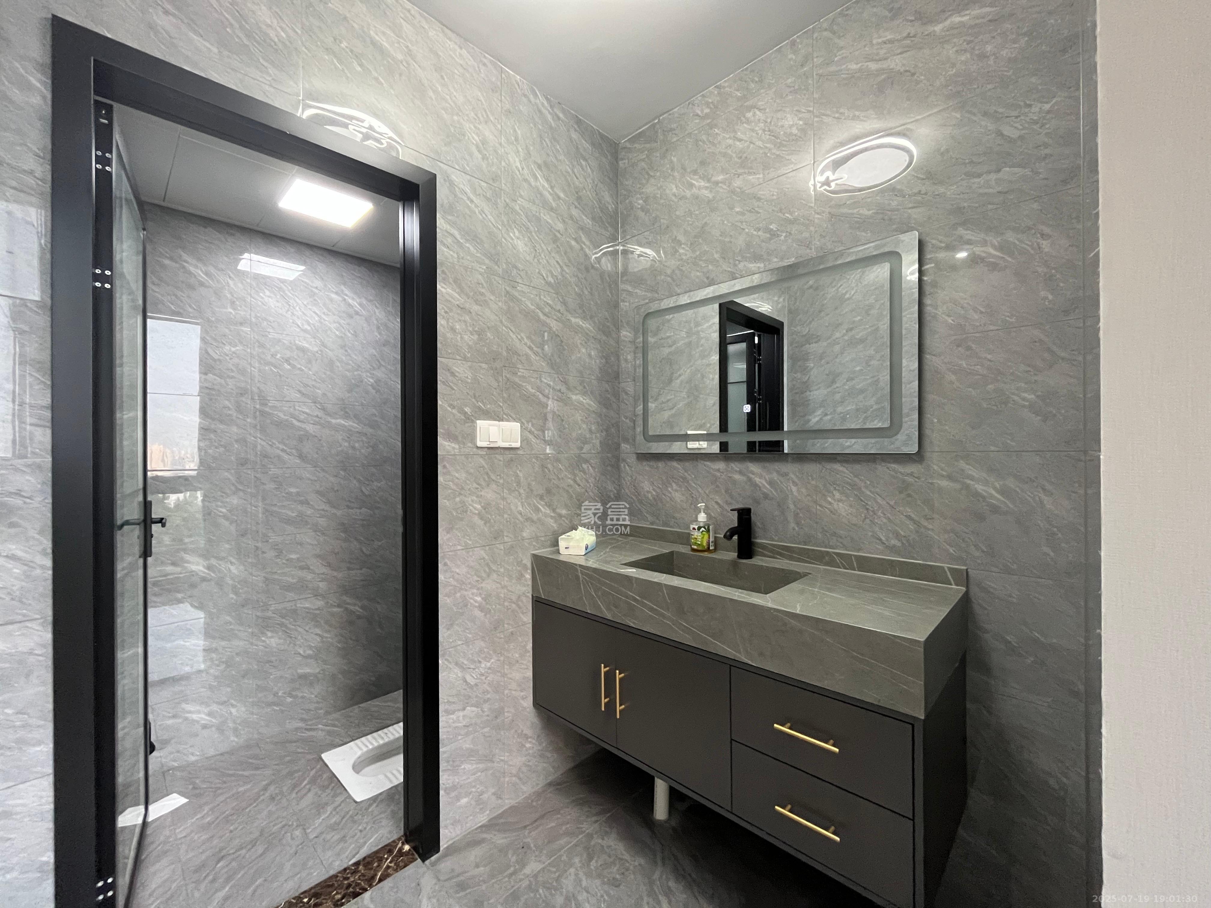 中建悦和城 4室1厅1卫 4500.0元/月 中建悦和城 4室1厅1卫 4500.0元/月室内图