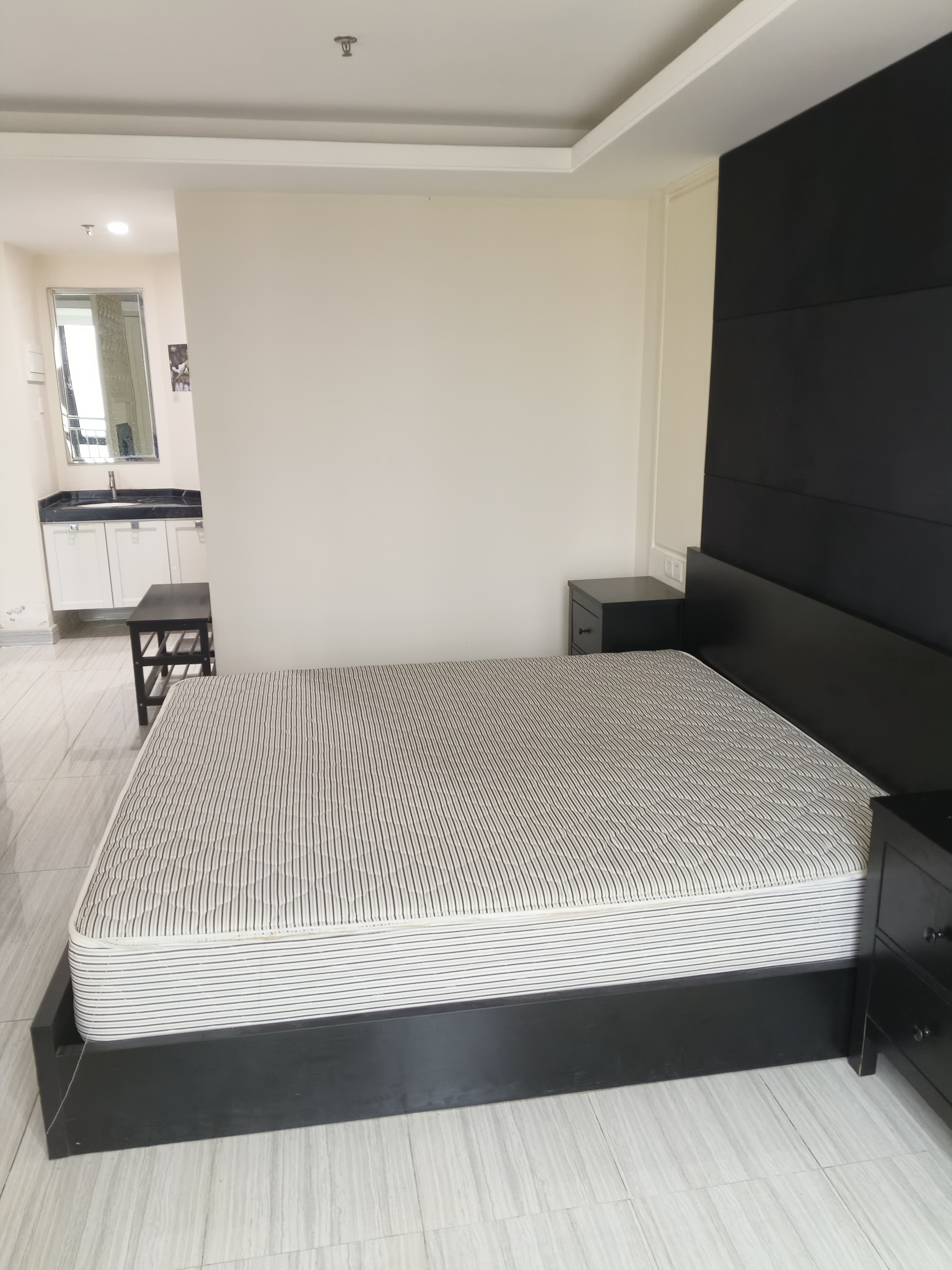 飞行公馆(同国兴城C区16栋) 1室1厅1卫 1500.0元/月 飞行公馆(同国兴城C区16栋) 1室1厅1卫 1500.0元/月室内图