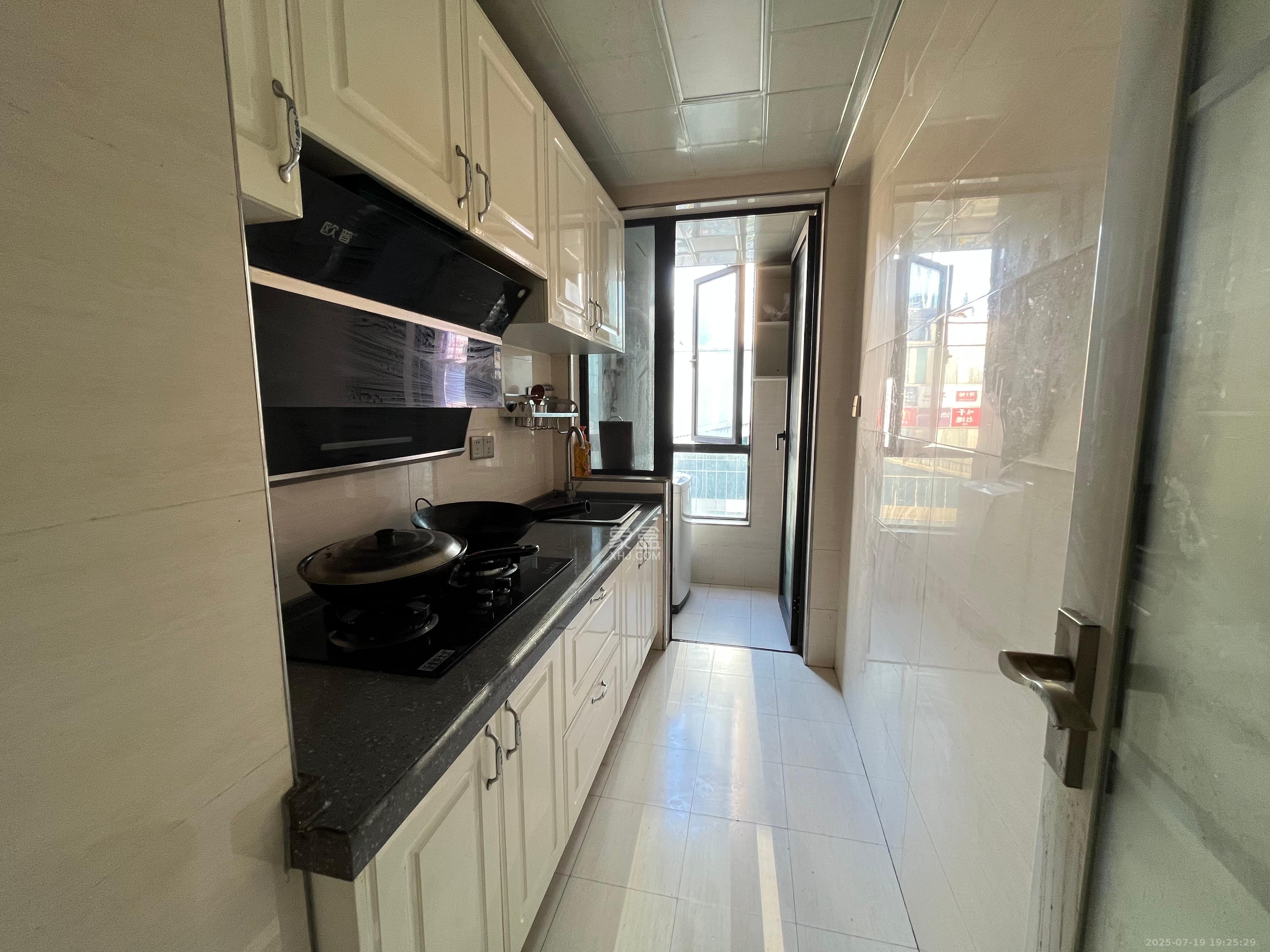 协信星澜汇 6室2厅2卫 5500.0元/月 协信星澜汇 6室2厅2卫 5500.0元/月室内图