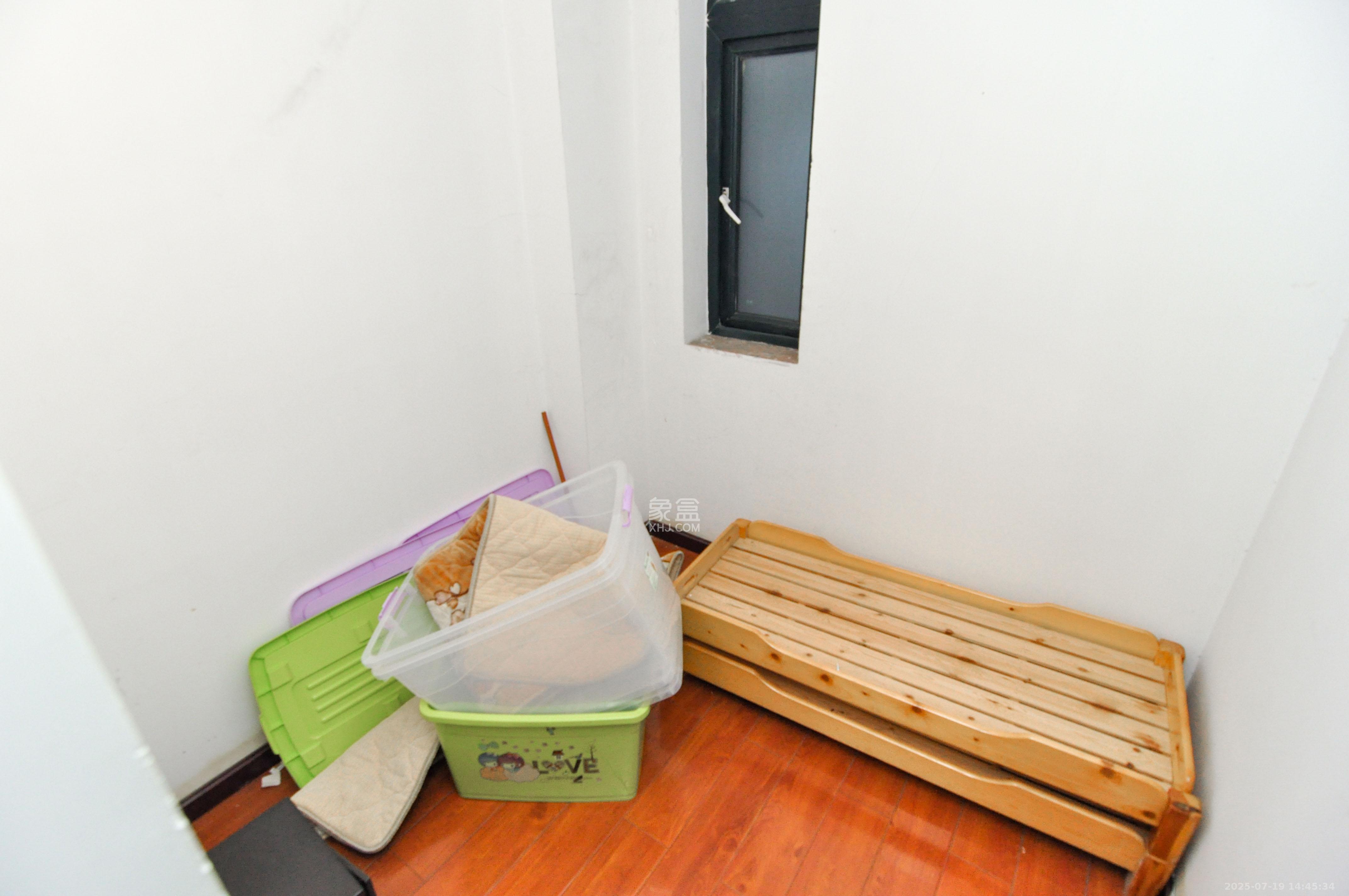 高鑫麓城 3室2厅2卫 125.0万 高鑫麓城 3室2厅2卫 125.0万其他