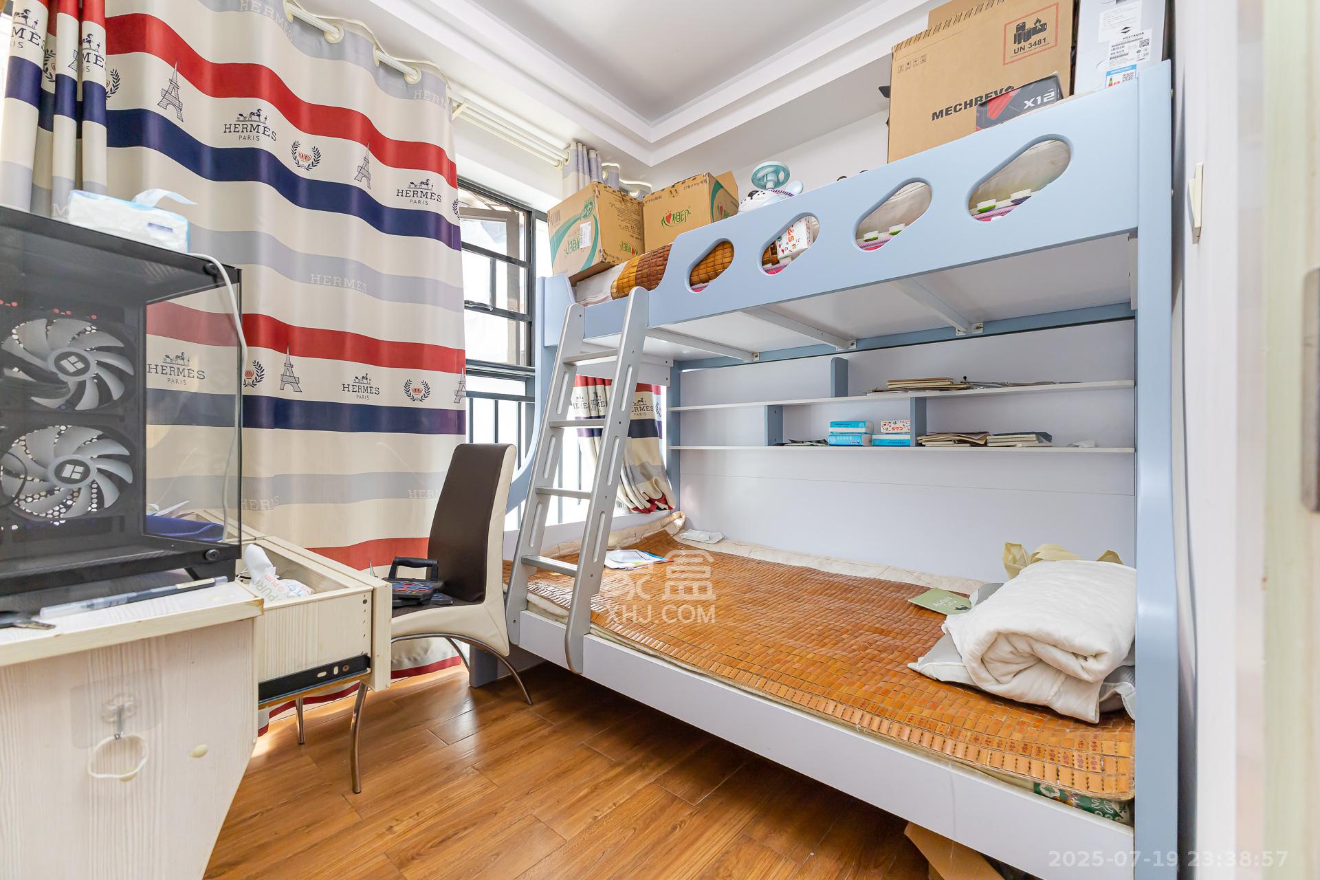 润和之悦(金泽园) 3室2厅1卫 75.0万 润和之悦(金泽园) 3室2厅1卫 75.0万卧室