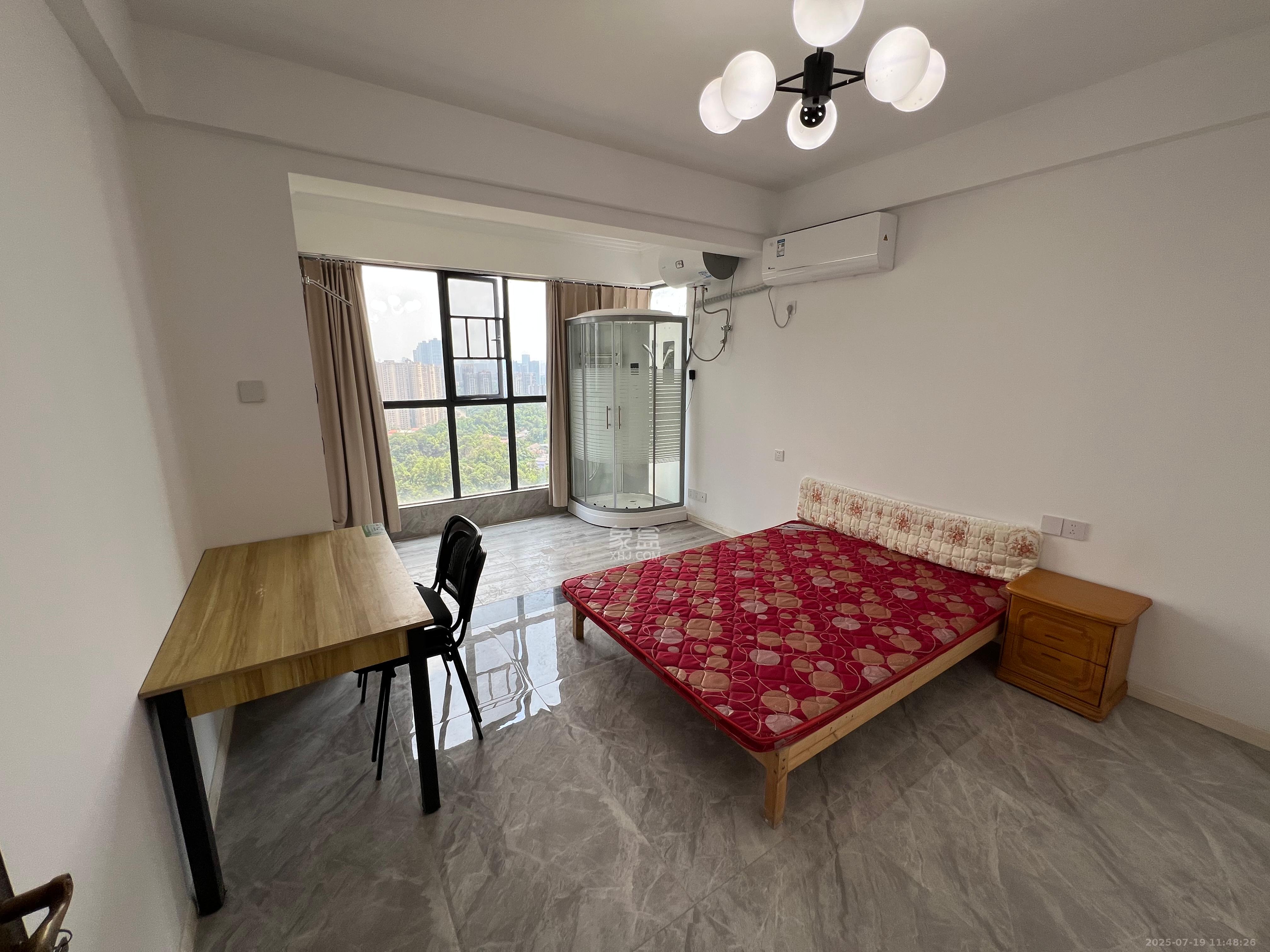 悦湖山 1室1厅1卫 1100.0元/月 悦湖山 1室1厅1卫 1100.0元/月室内图