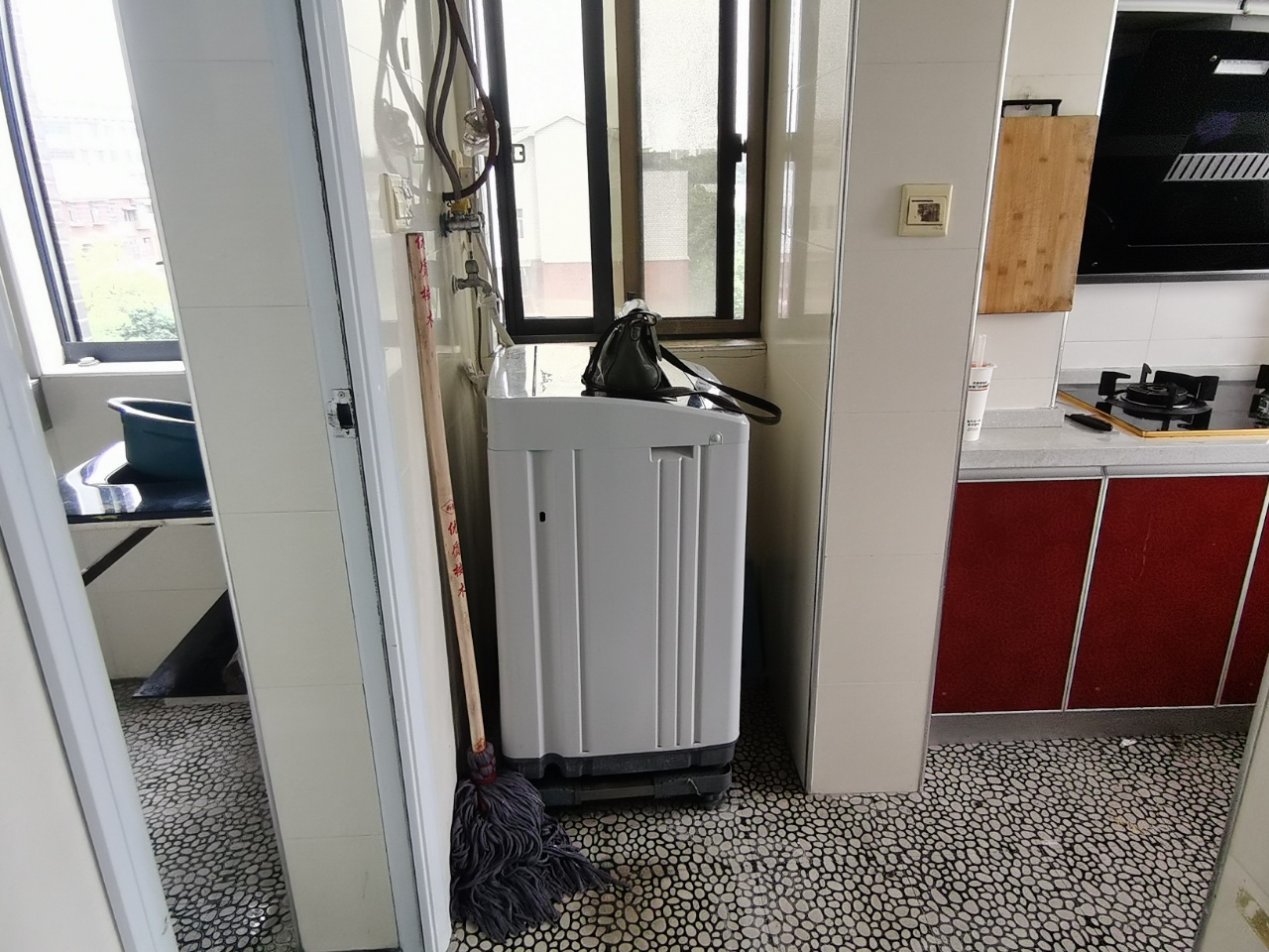 金广茗厦 1室1厅1卫 1100.0元/月 金广茗厦 1室1厅1卫 1100.0元/月室内图