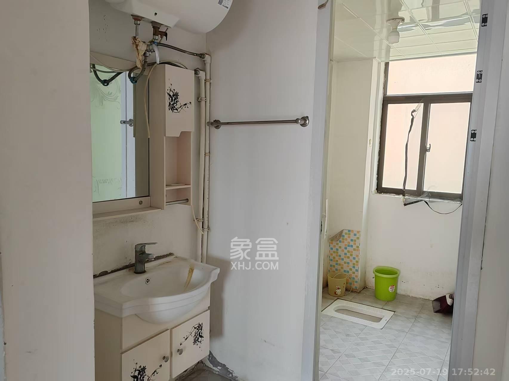 德润小区（丰升德润小区）  2室1厅1卫    2000.0元/月室内图