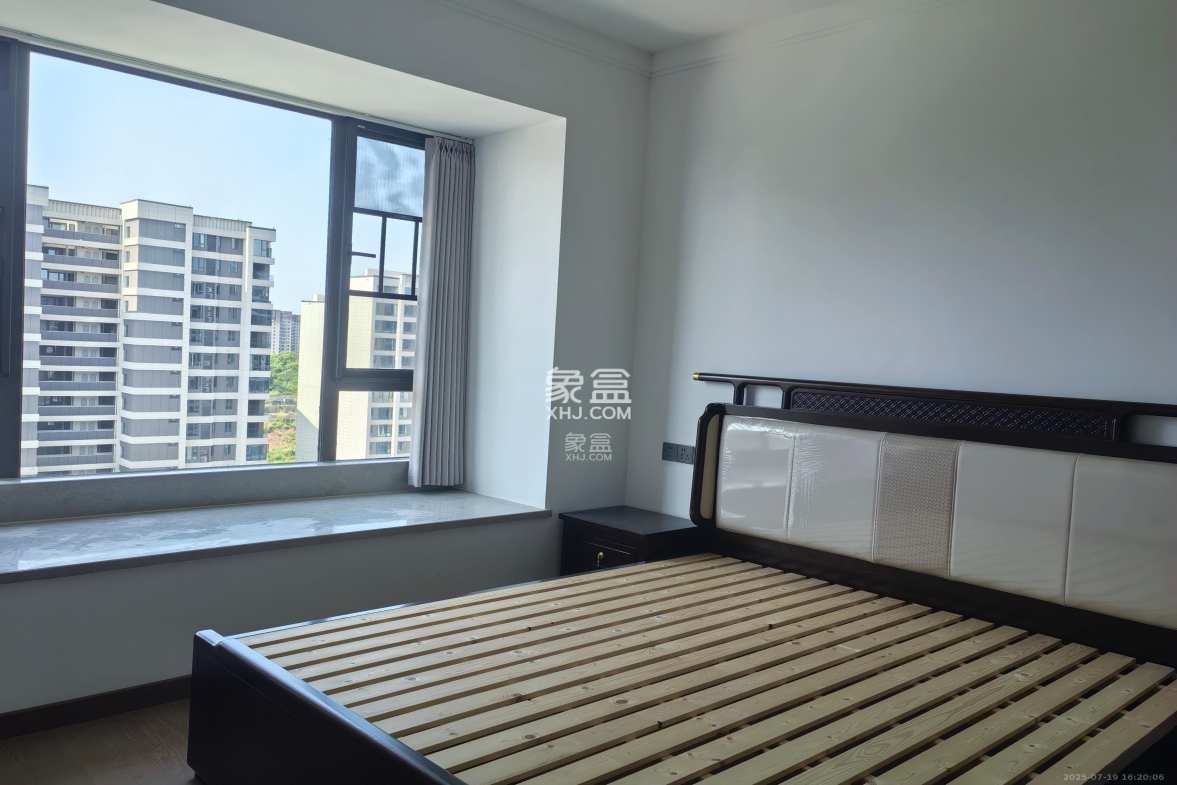 金地都会风華 4室2厅2卫 4000.0元/月 金地都会风華 4室2厅2卫 4000.0元/月室内图