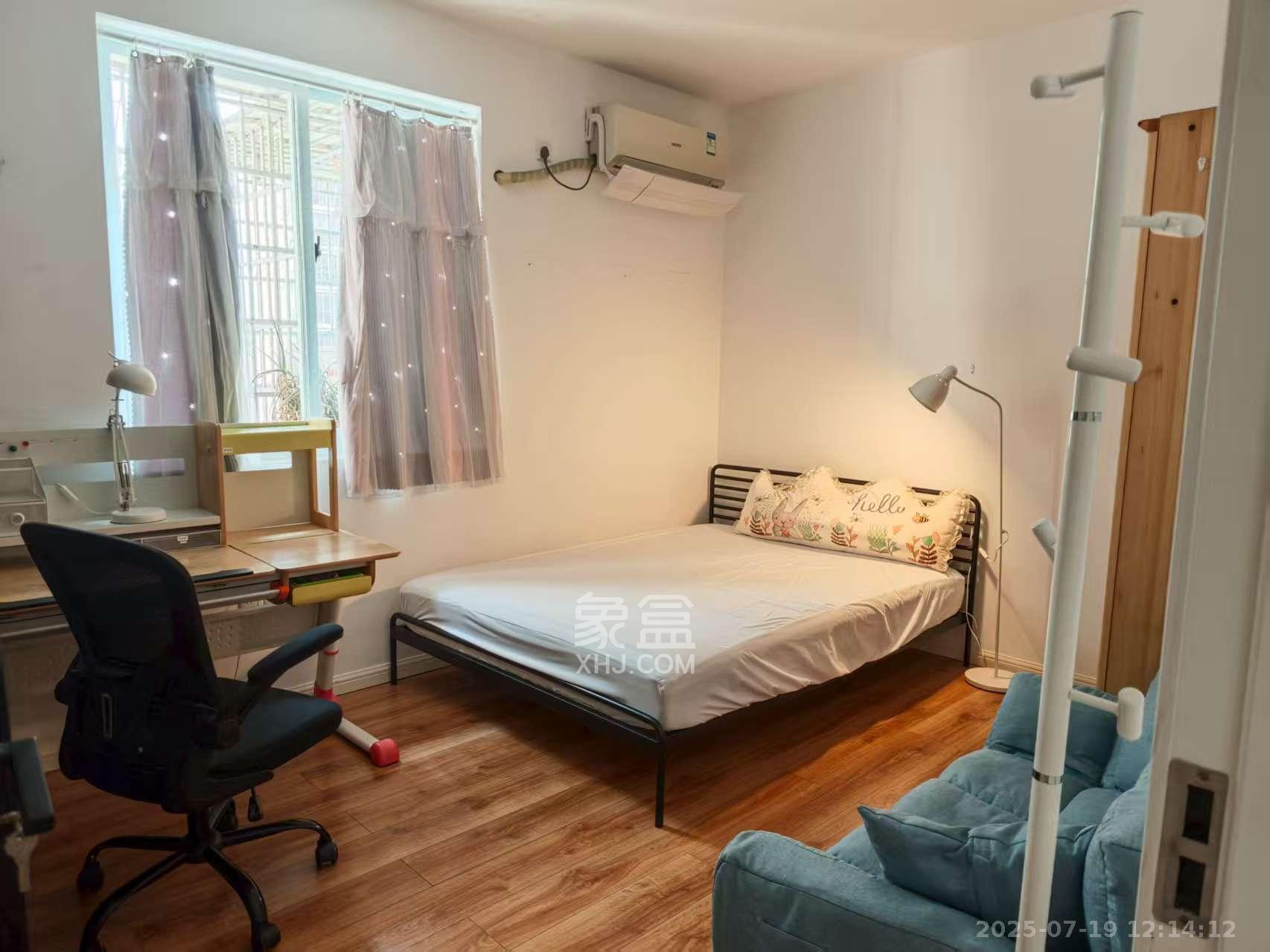 电信308 2室2厅1卫 3500.0元/月 电信308 2室2厅1卫 3500.0元/月室内图