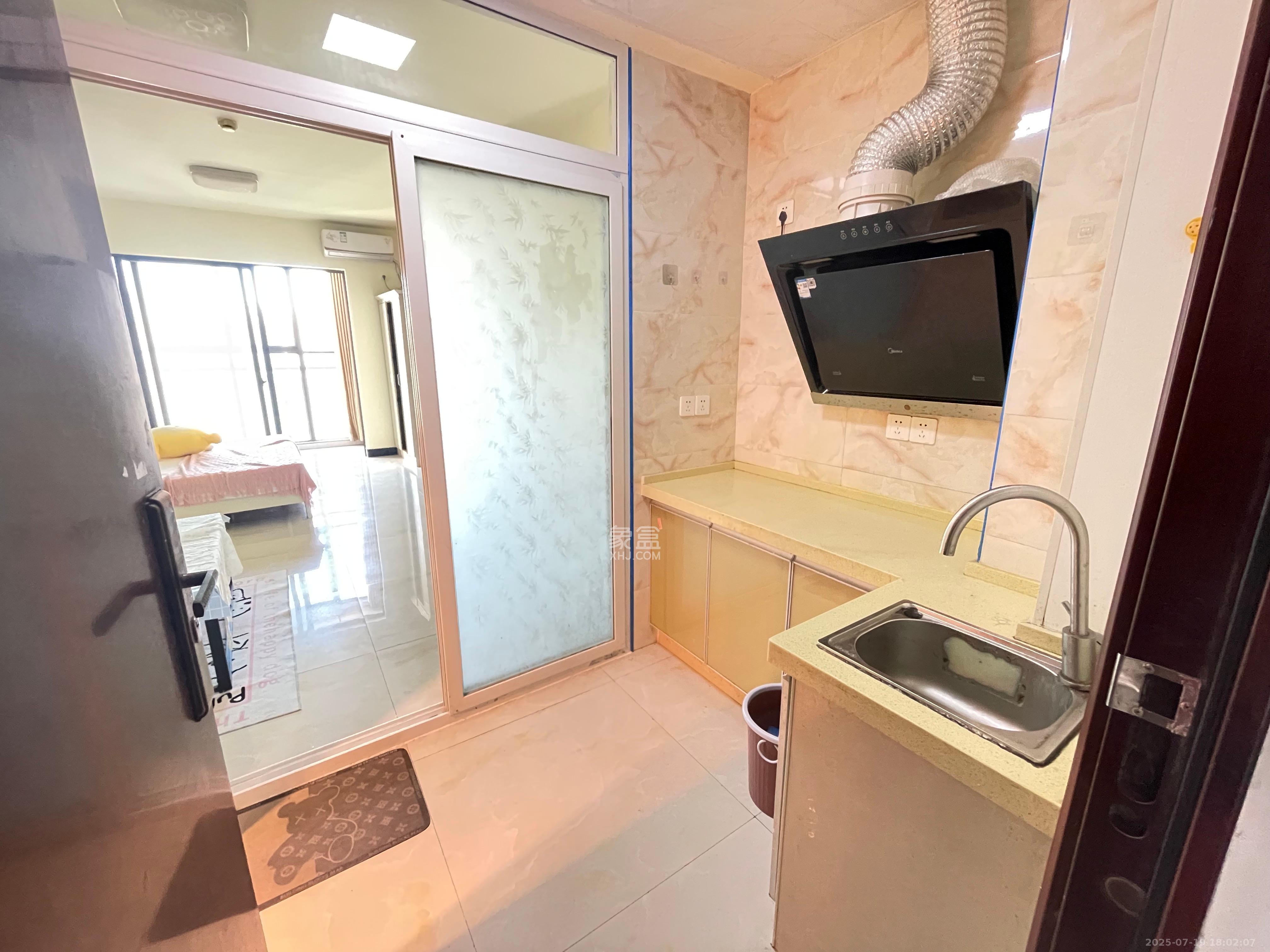 星城映象 1室1厅1卫 1700.0元/月 星城映象 1室1厅1卫 1700.0元/月室内图