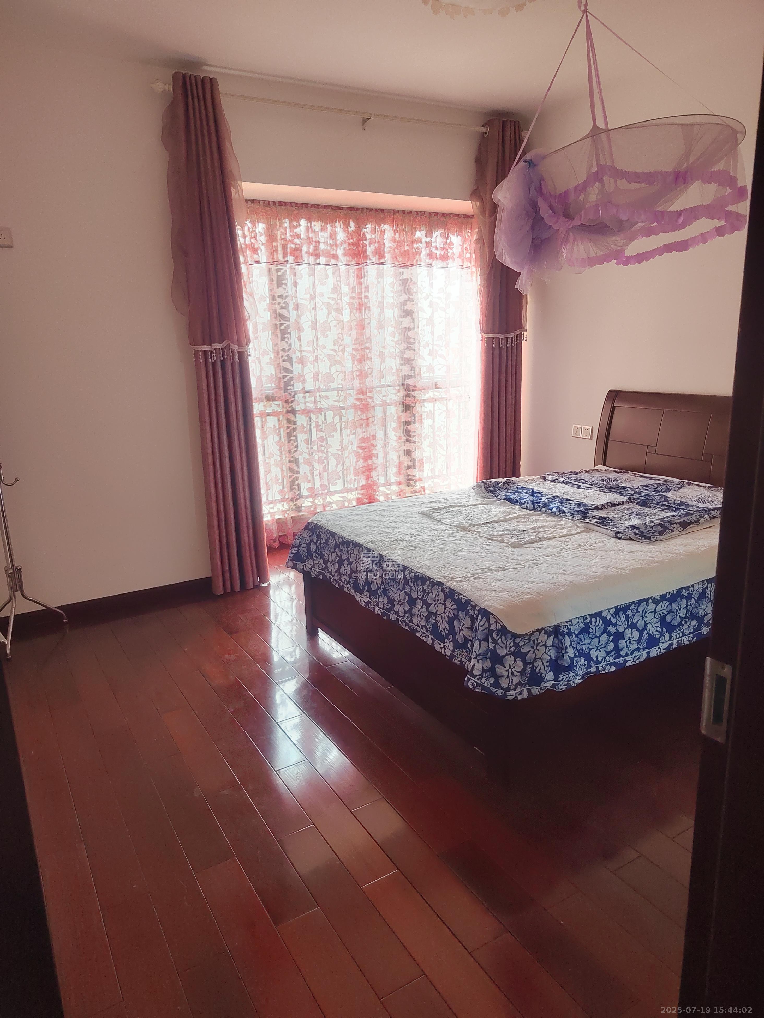 湘域熙岸 3室2厅2卫 4000.0元/月 湘域熙岸 3室2厅2卫 4000.0元/月室内图