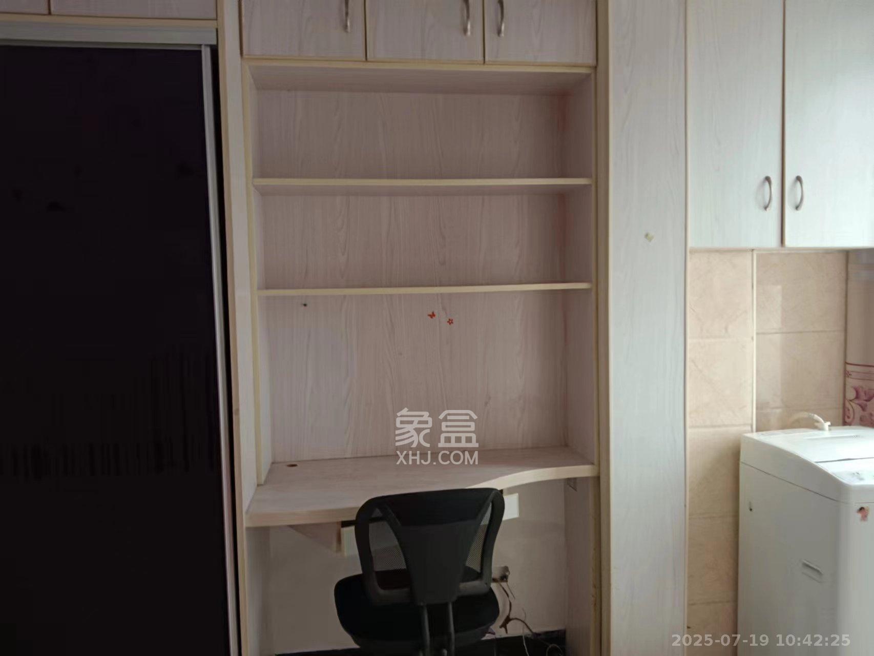 万科魅力之城  1室1厅1卫   1300.00元/月室内图