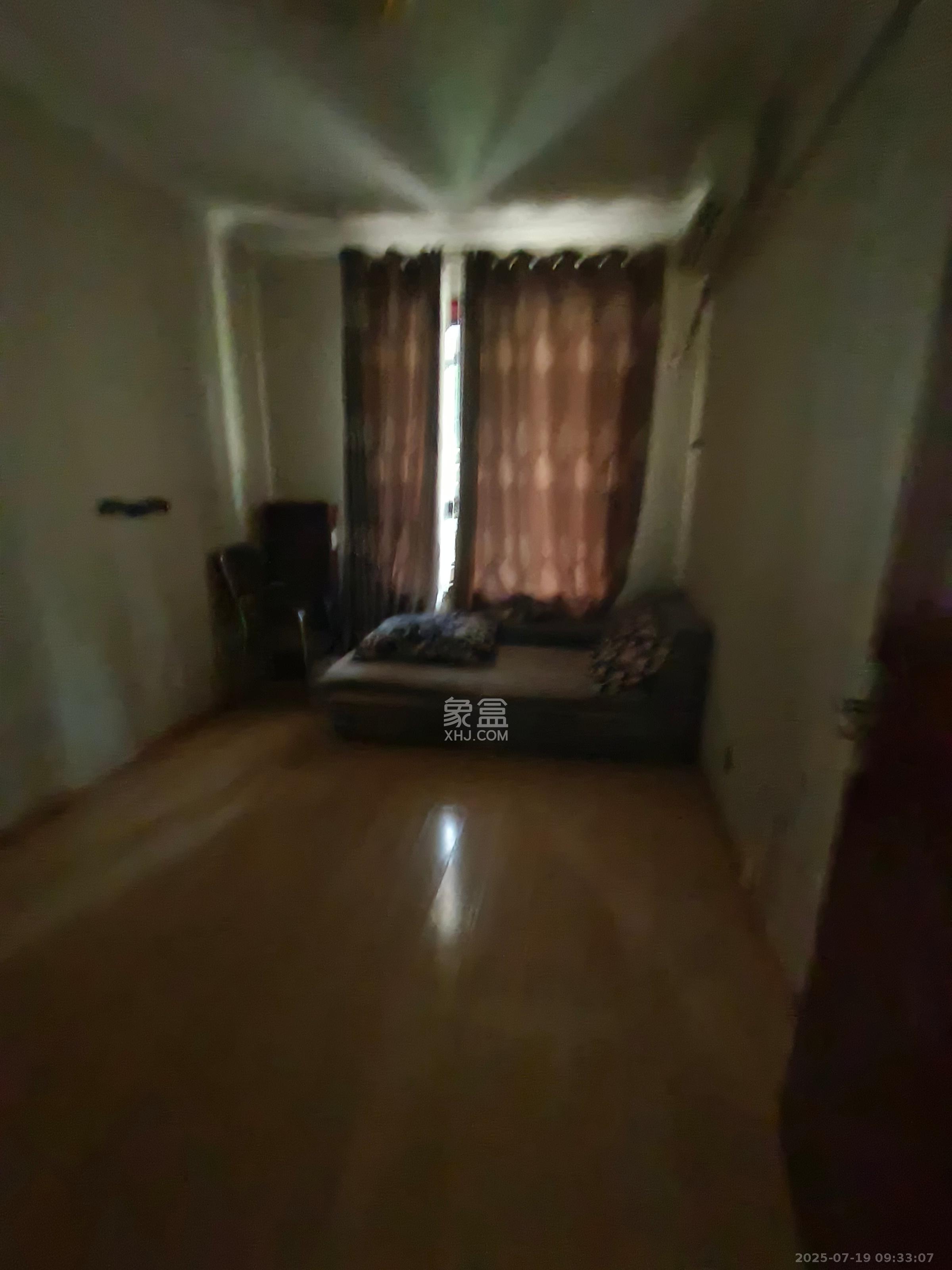 长房时代城  4室2厅2卫    3550.0元/月 长房时代城  4室2厅2卫    3550.0元/月室内图