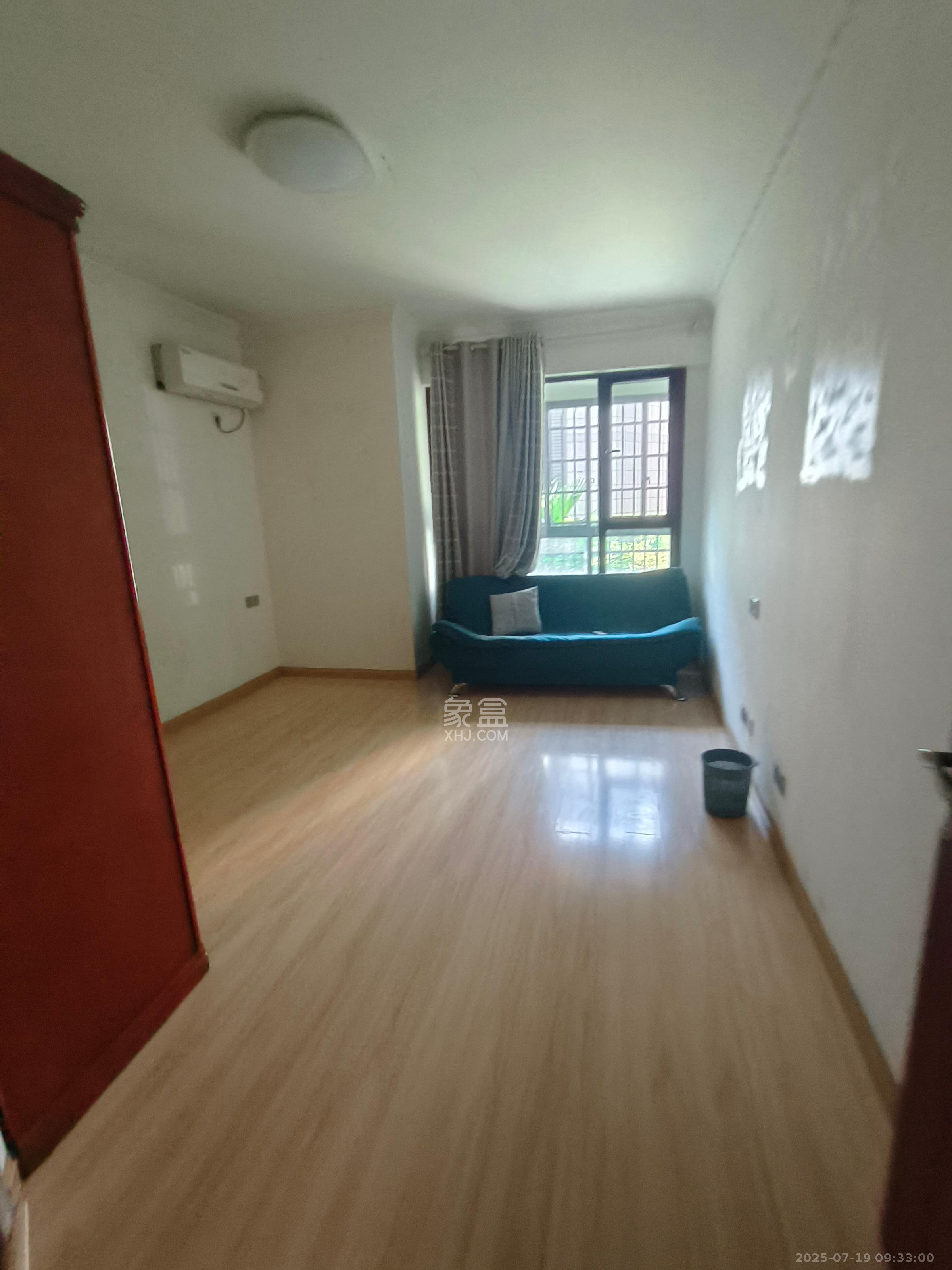 长房时代城  4室2厅2卫    3550.0元/月 长房时代城  4室2厅2卫    3550.0元/月室内图