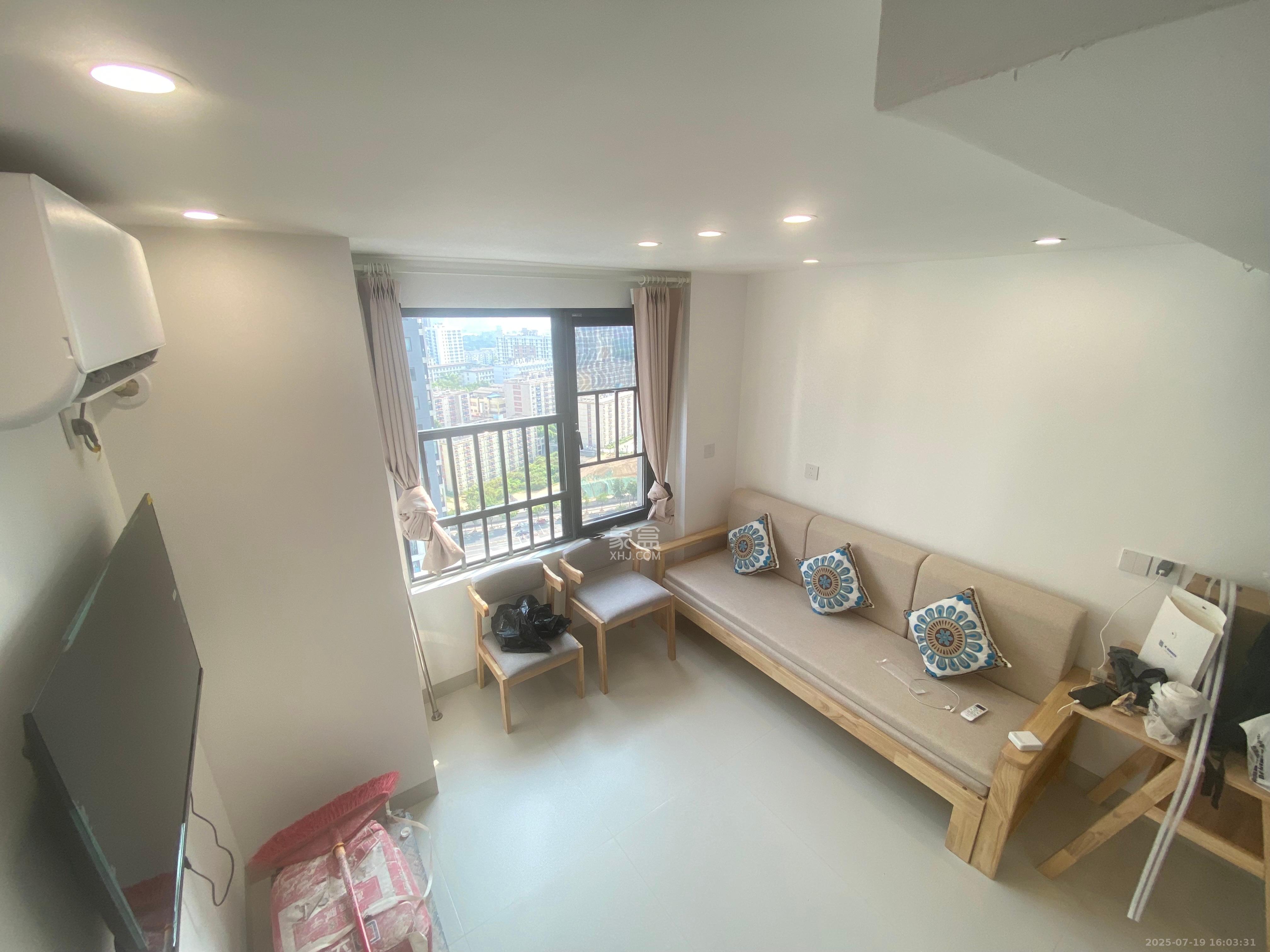 金地峯范  1室0厅0卫   2300.00元/月室内图