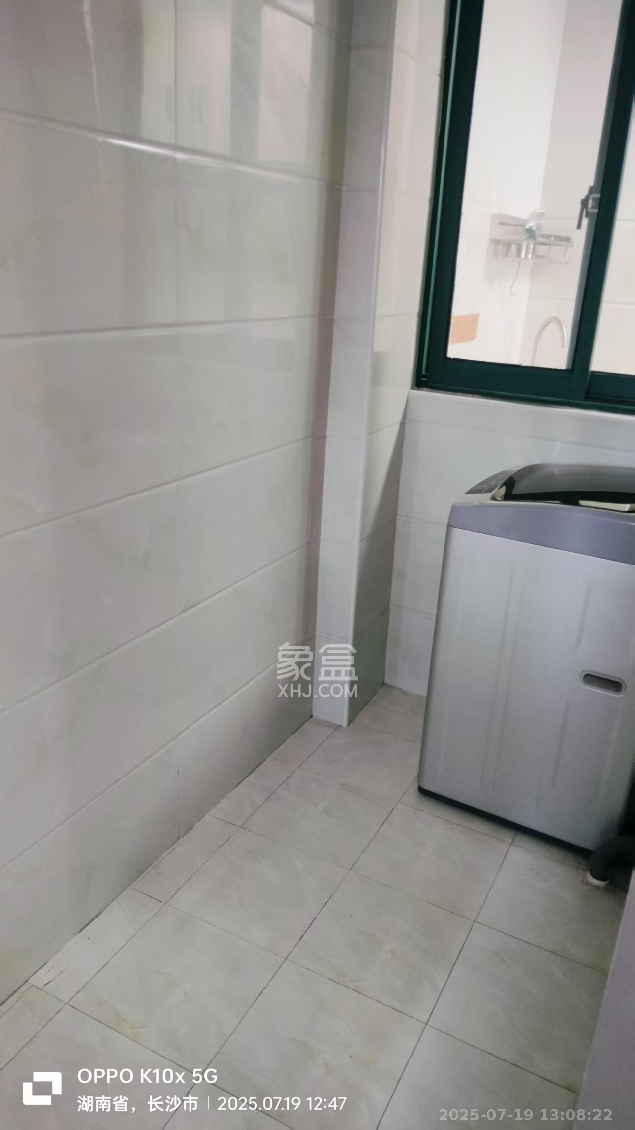 鑫科明珠  2室1厅1卫   2200.00元/月