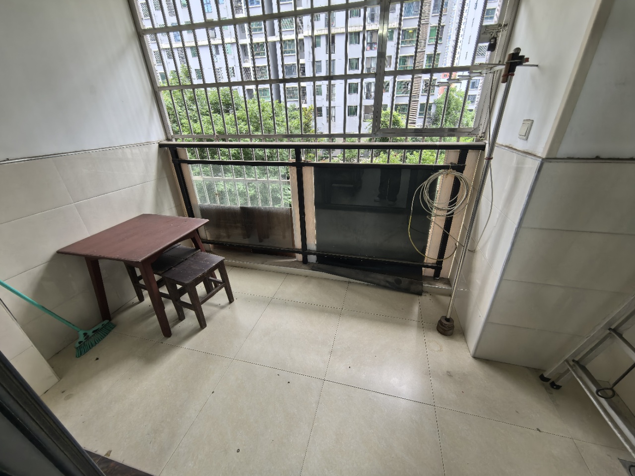 国色天香 2室2厅1卫 35.8万 国色天香 2室2厅1卫 35.8万客厅