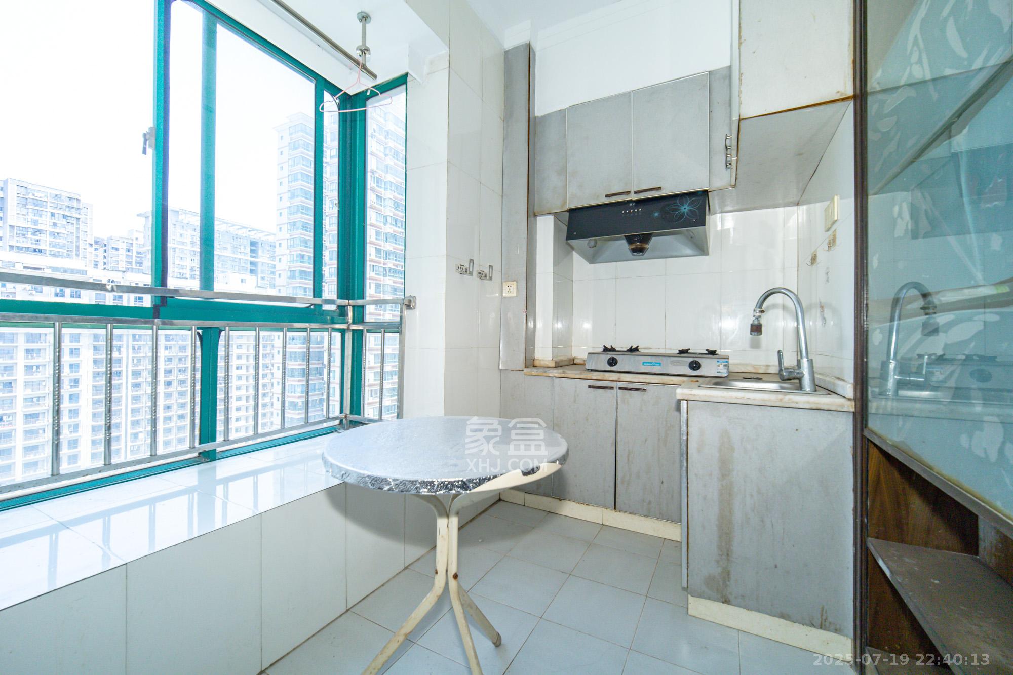 明城公寓 1室1厅1卫 18.8万 明城公寓 1室1厅1卫 18.8万厨房