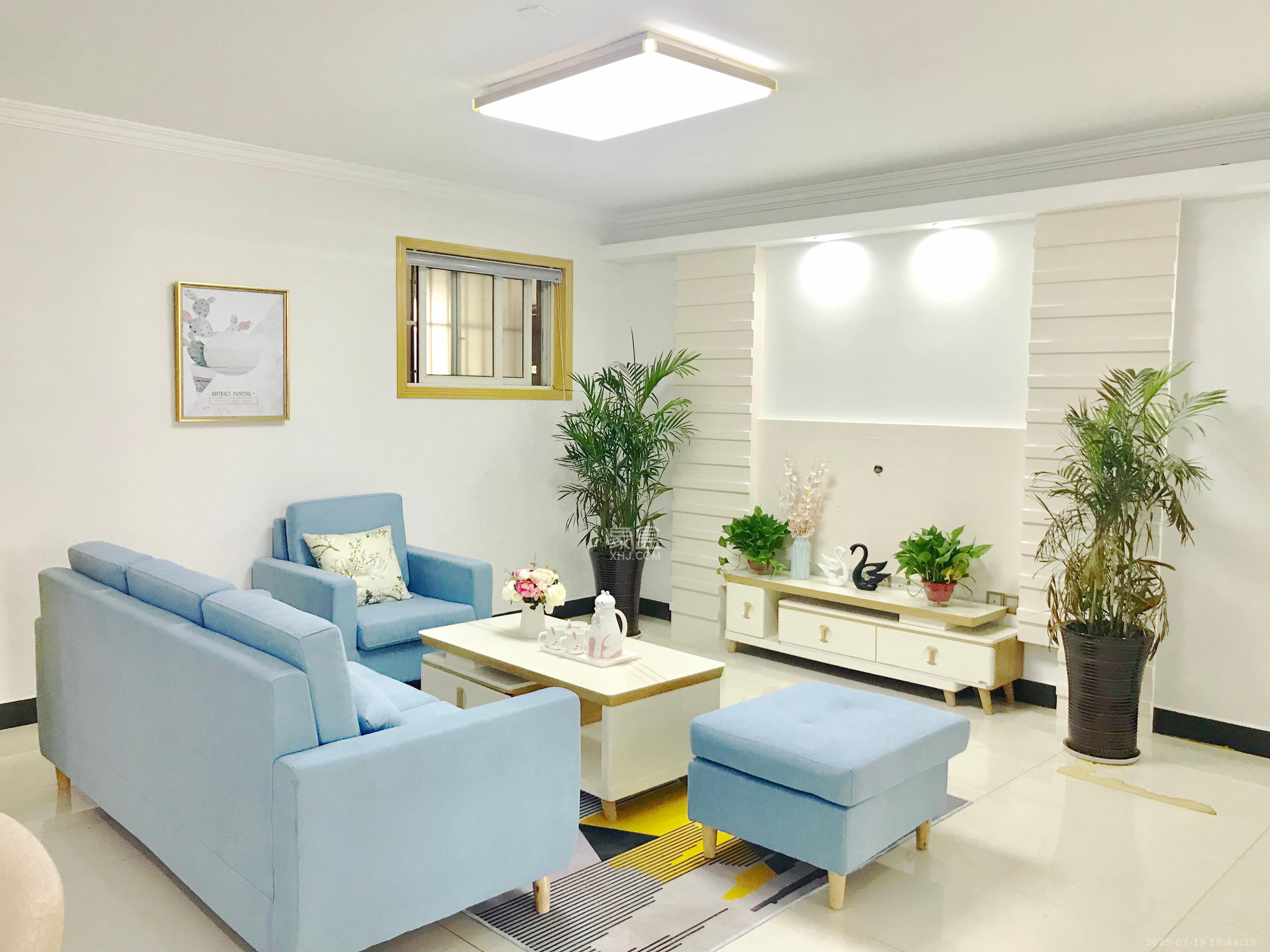 枫林美景  3室2厅1卫   2400.00元/月