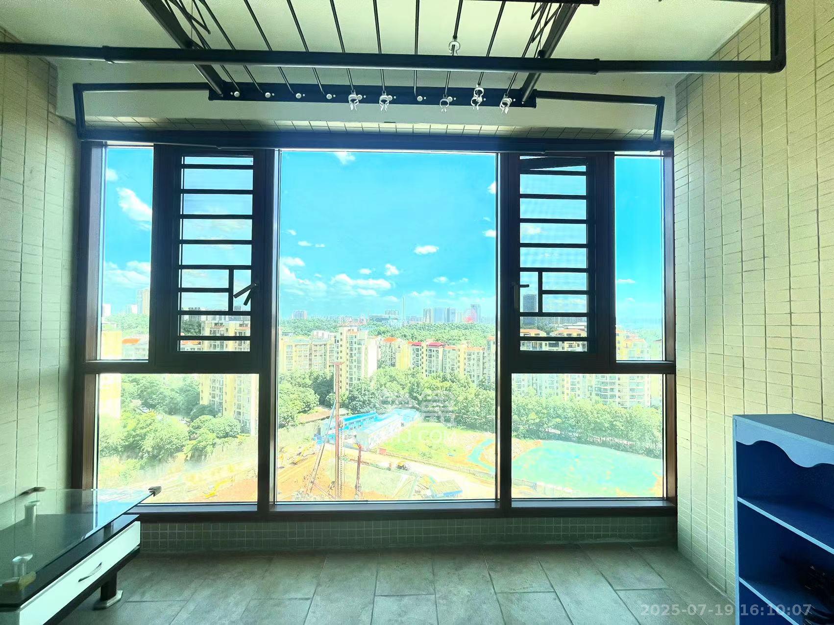 恒大雅苑  2室2厅1卫    2200.0元/月室内图