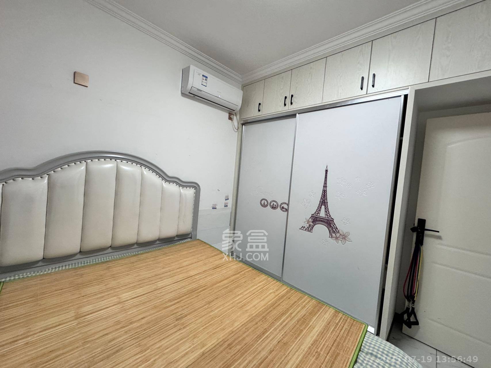 星城新宇川河苑 1室1厅1卫 800.0元/月 星城新宇川河苑 1室1厅1卫 800.0元/月室内图