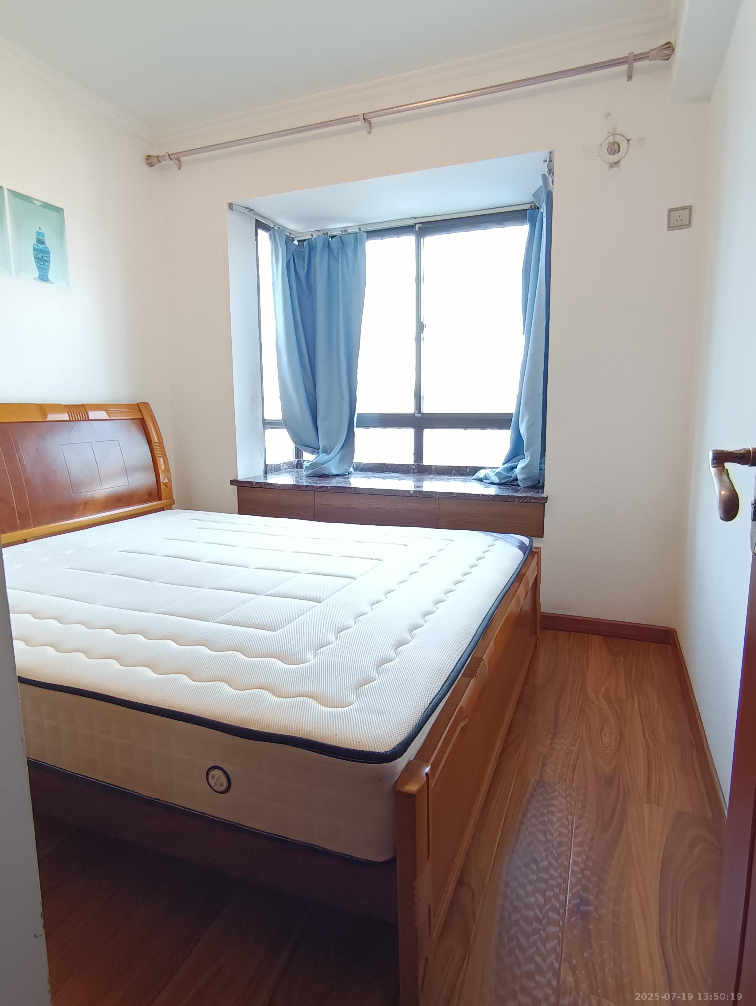 晨兴家园  2室1厅1卫   2400.00元/月室内图