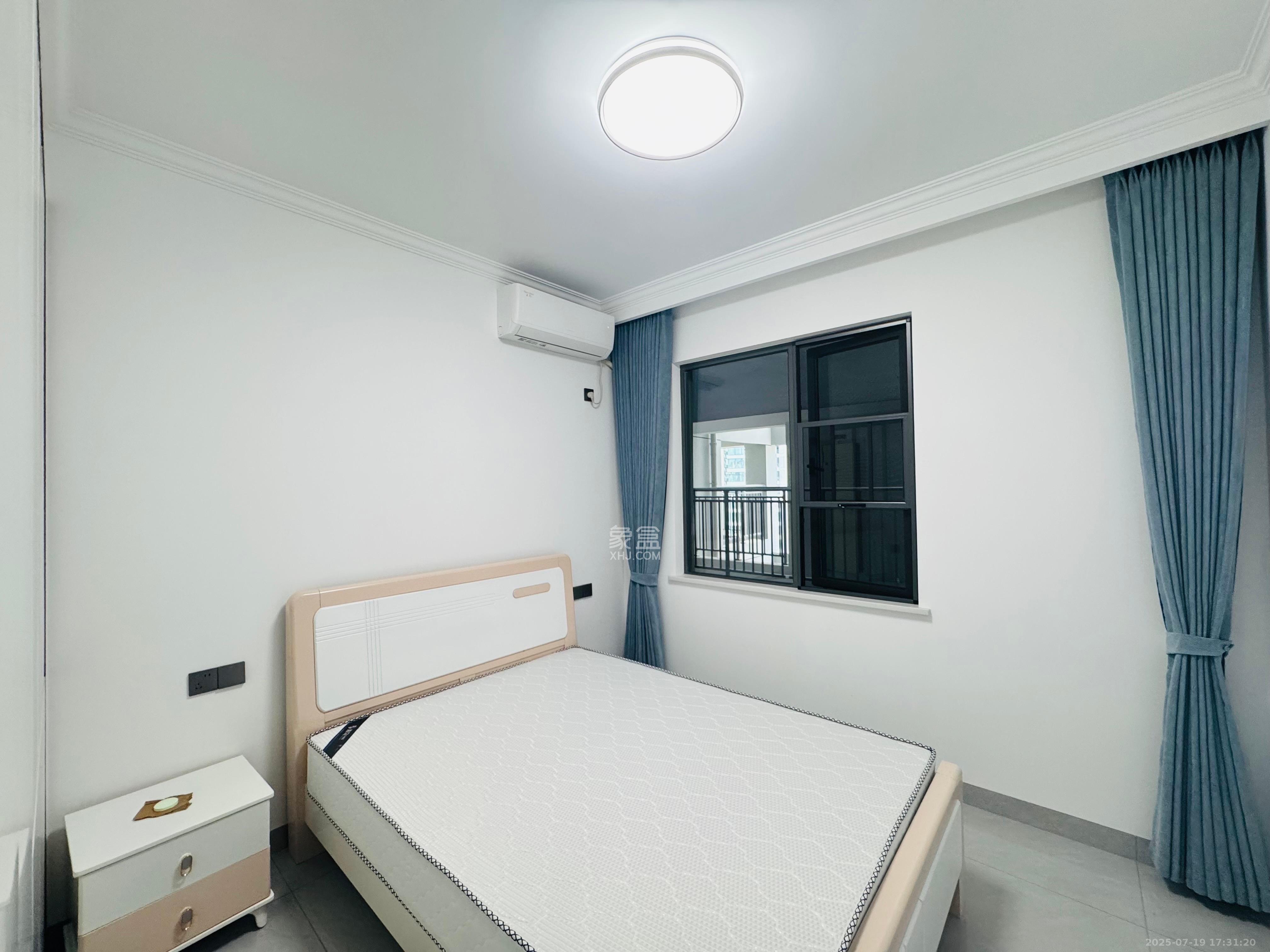 湖湘时代名邸公园壹号  2室1厅1卫   2100.00元/月室内图