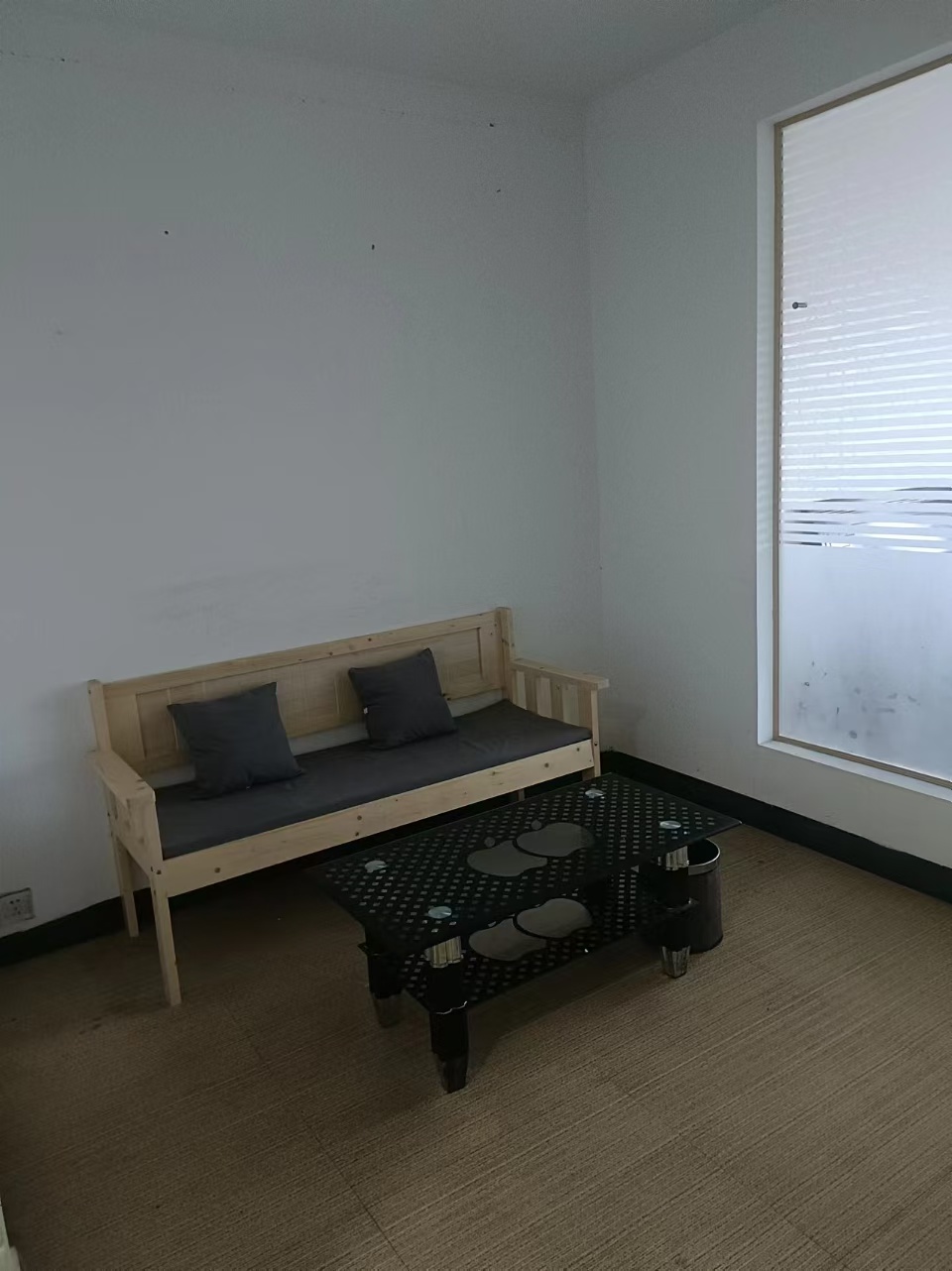 金广茗厦  1室1厅1卫   1000.00元/月