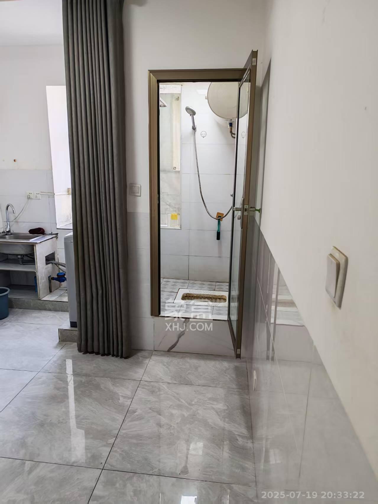 洋湖景园 1室0厅0卫 1000.0元/月 洋湖景园 1室0厅0卫 1000.0元/月室内图