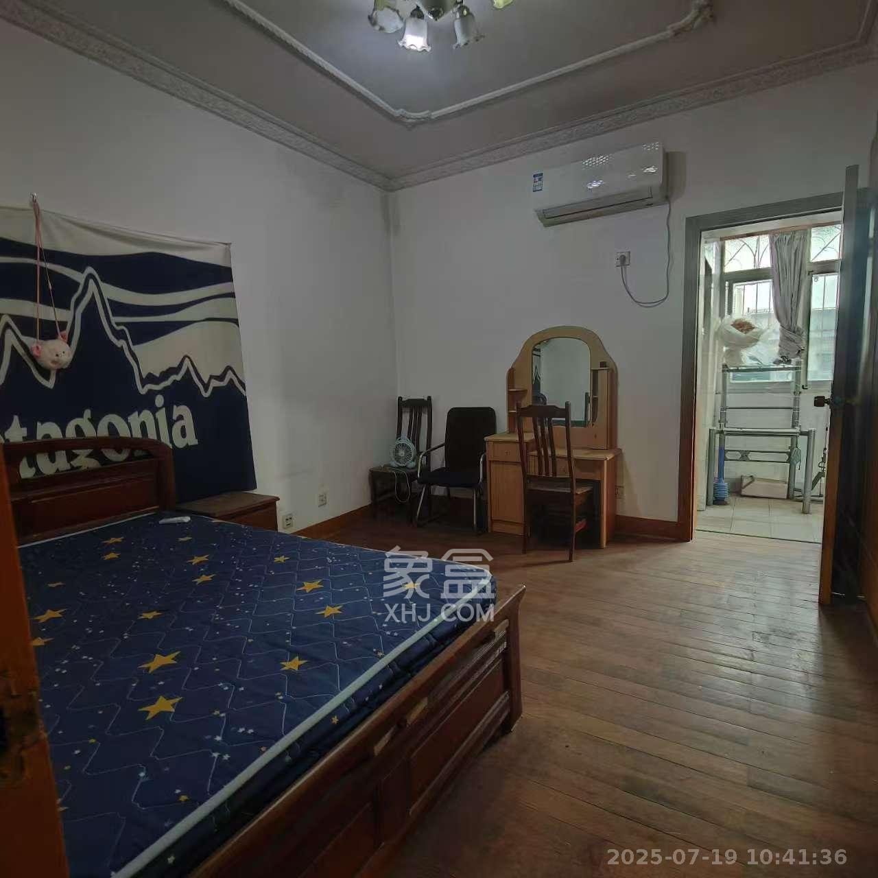 湘春路建行宿舍(佘家塘巷7号) 3室2厅2卫 2500.0元/月 湘春路建行宿舍(佘家塘巷7号) 3室2厅2卫 2500.0元/月室内图