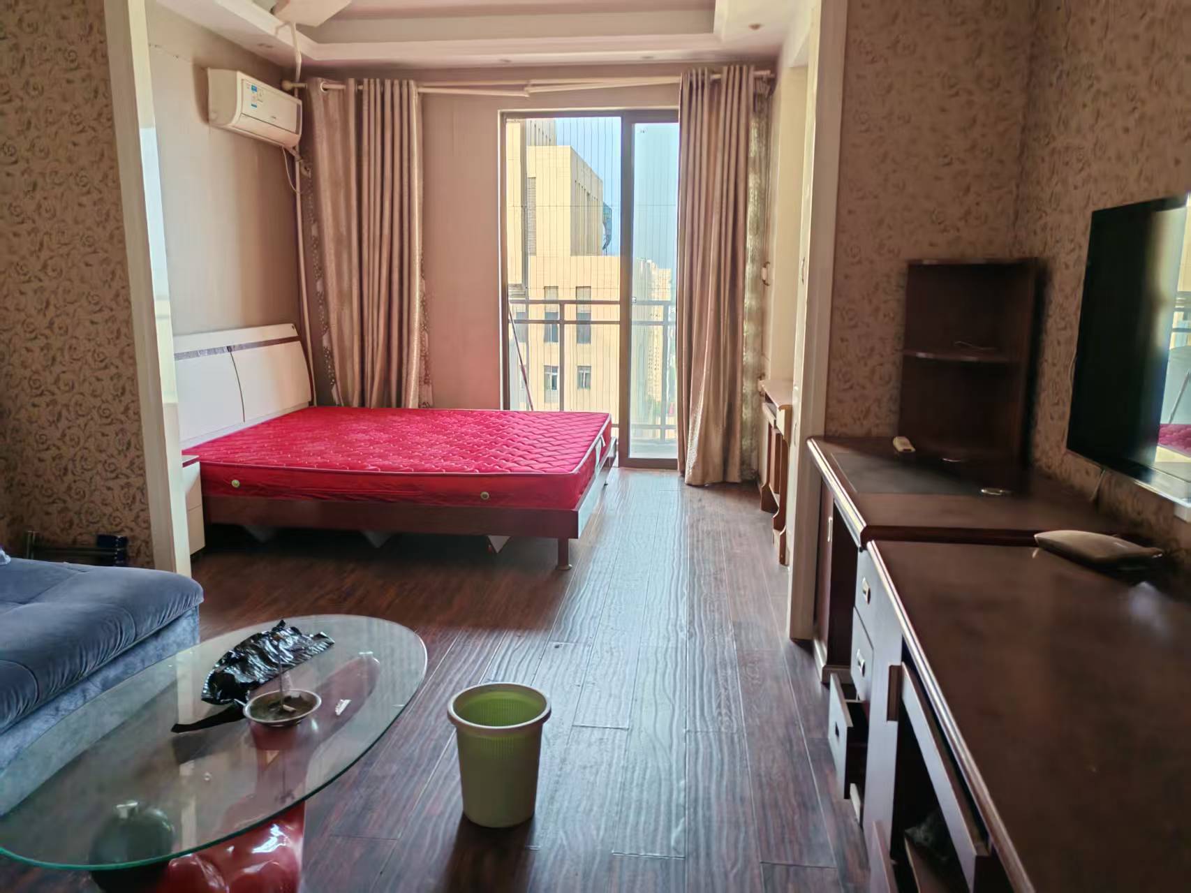 万豪城市花园 1室1厅1卫 23.8万 万豪城市花园 1室1厅1卫 23.8万客厅