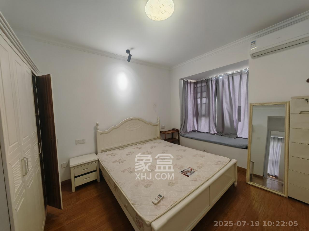 中建嘉和城  4室2厅2卫   2700.00元/月室内图