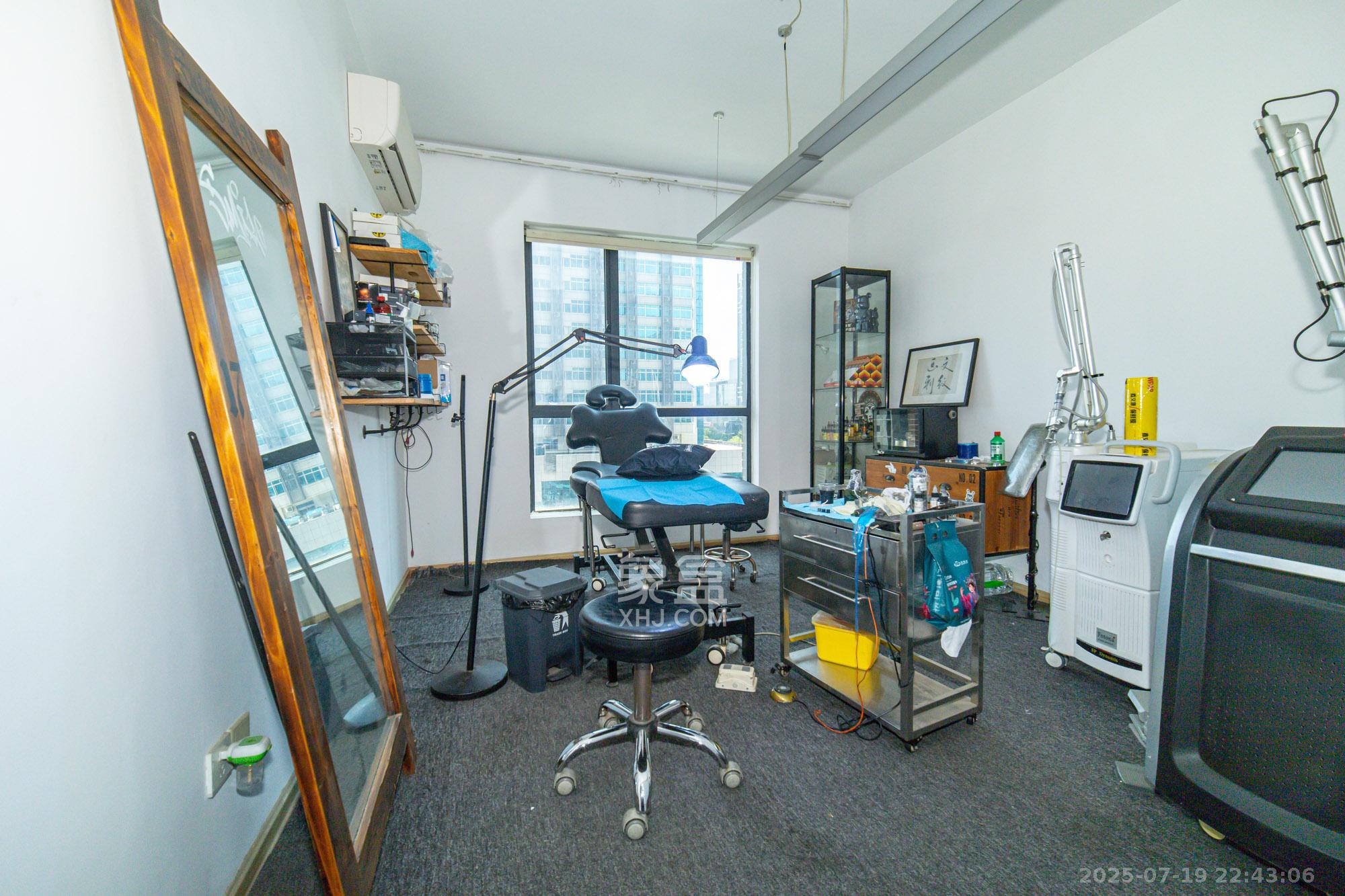 尚城 2室2厅1卫 49.8万 尚城 2室2厅1卫 49.8万卧室