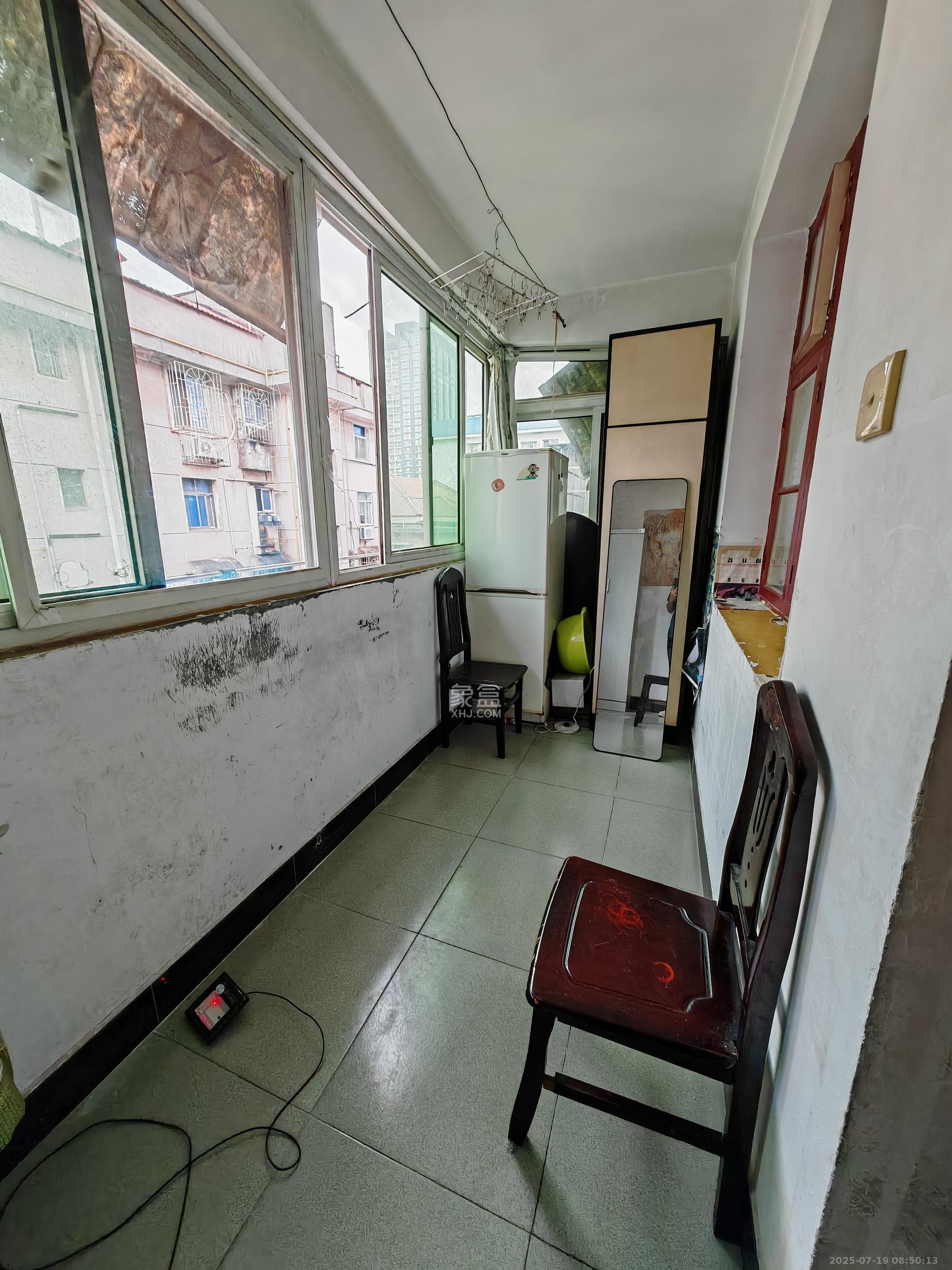 杨家塘 1室1厅1卫 1000.0元/月 杨家塘 1室1厅1卫 1000.0元/月室内图