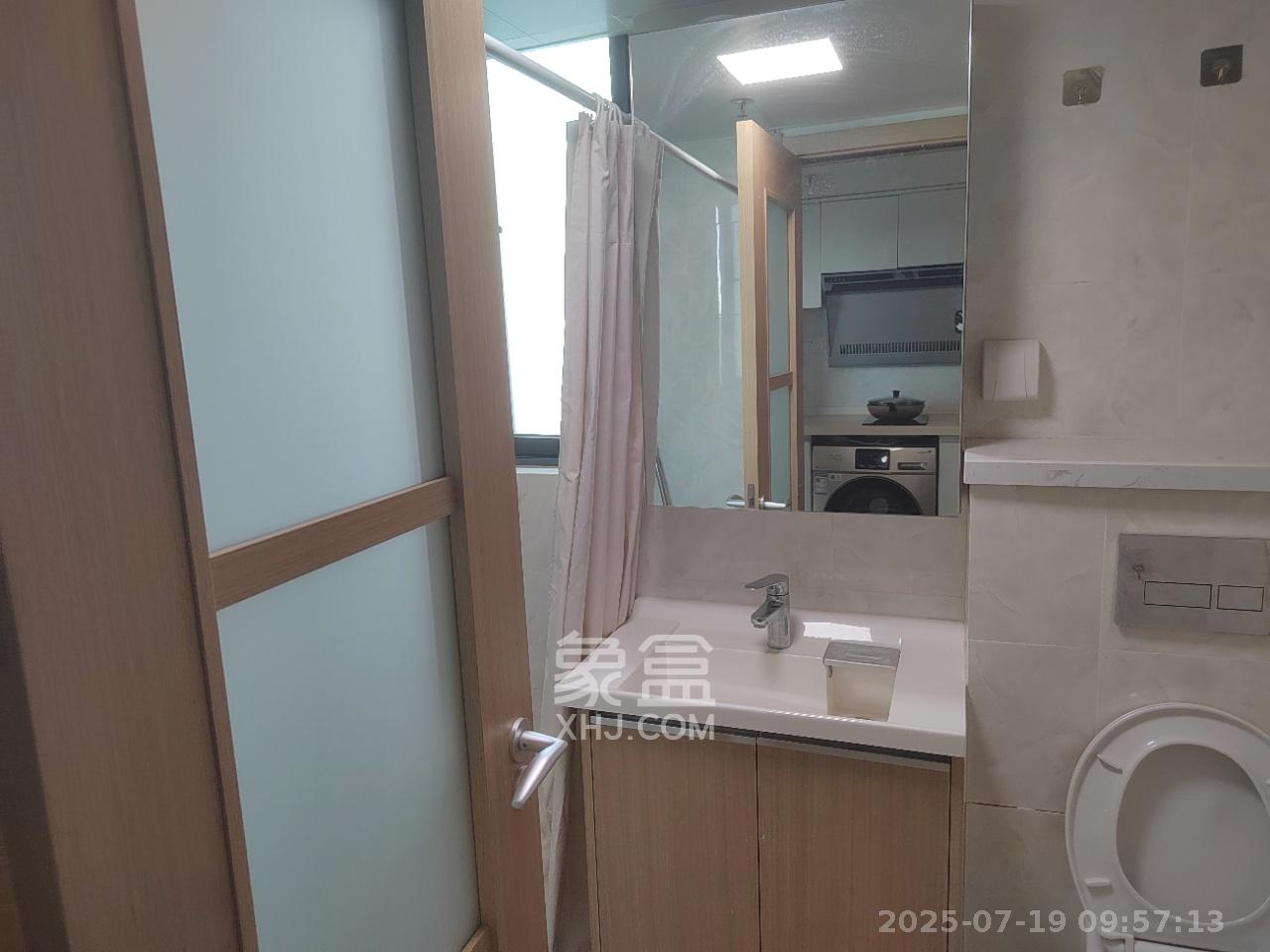 卓越浅水湾  1室0厅0卫    1800.0元/月室内图