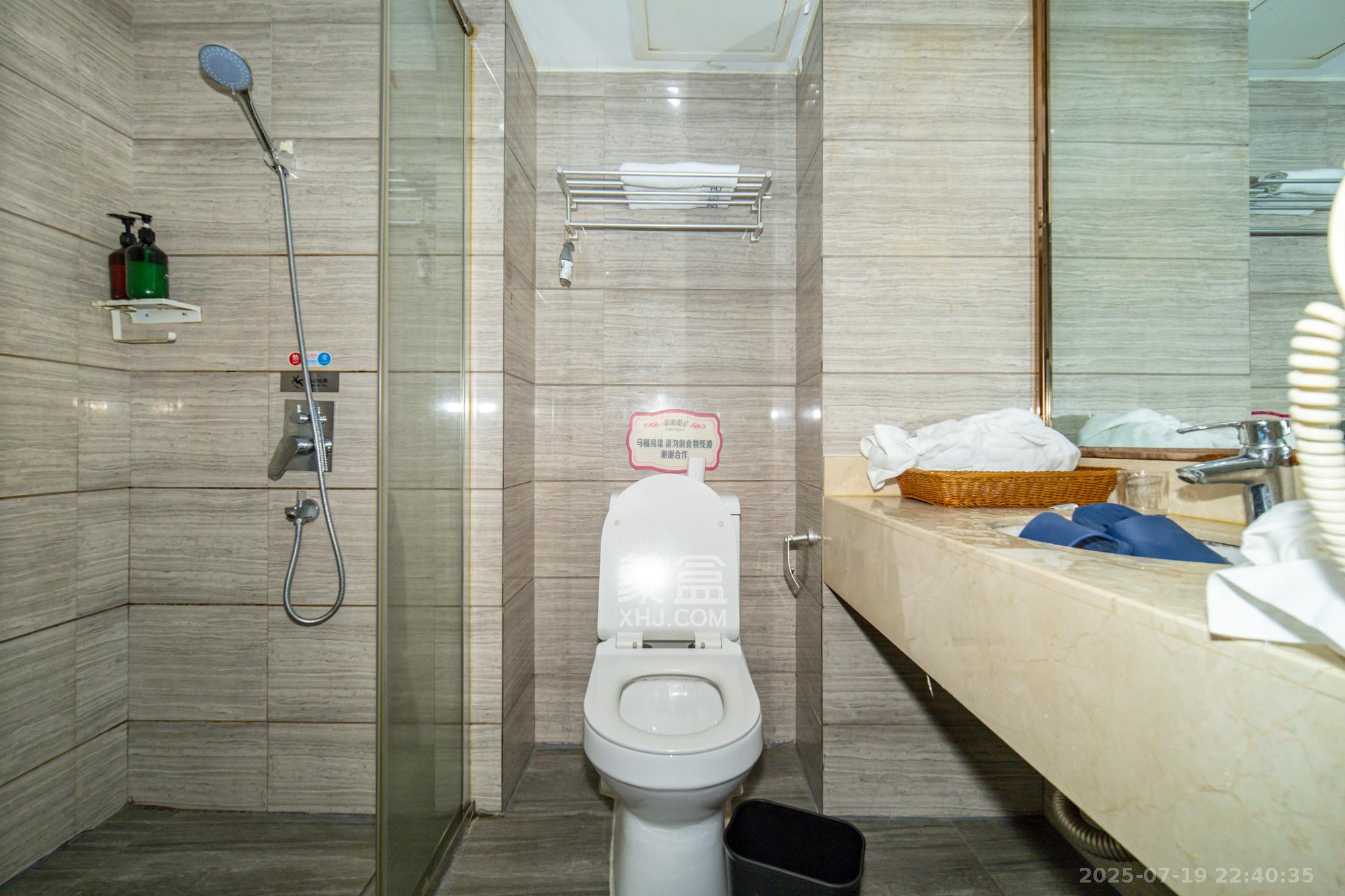 尚都美寓  1室0厅1卫    14.0万 尚都美寓  1室0厅1卫    14.0万卫生间