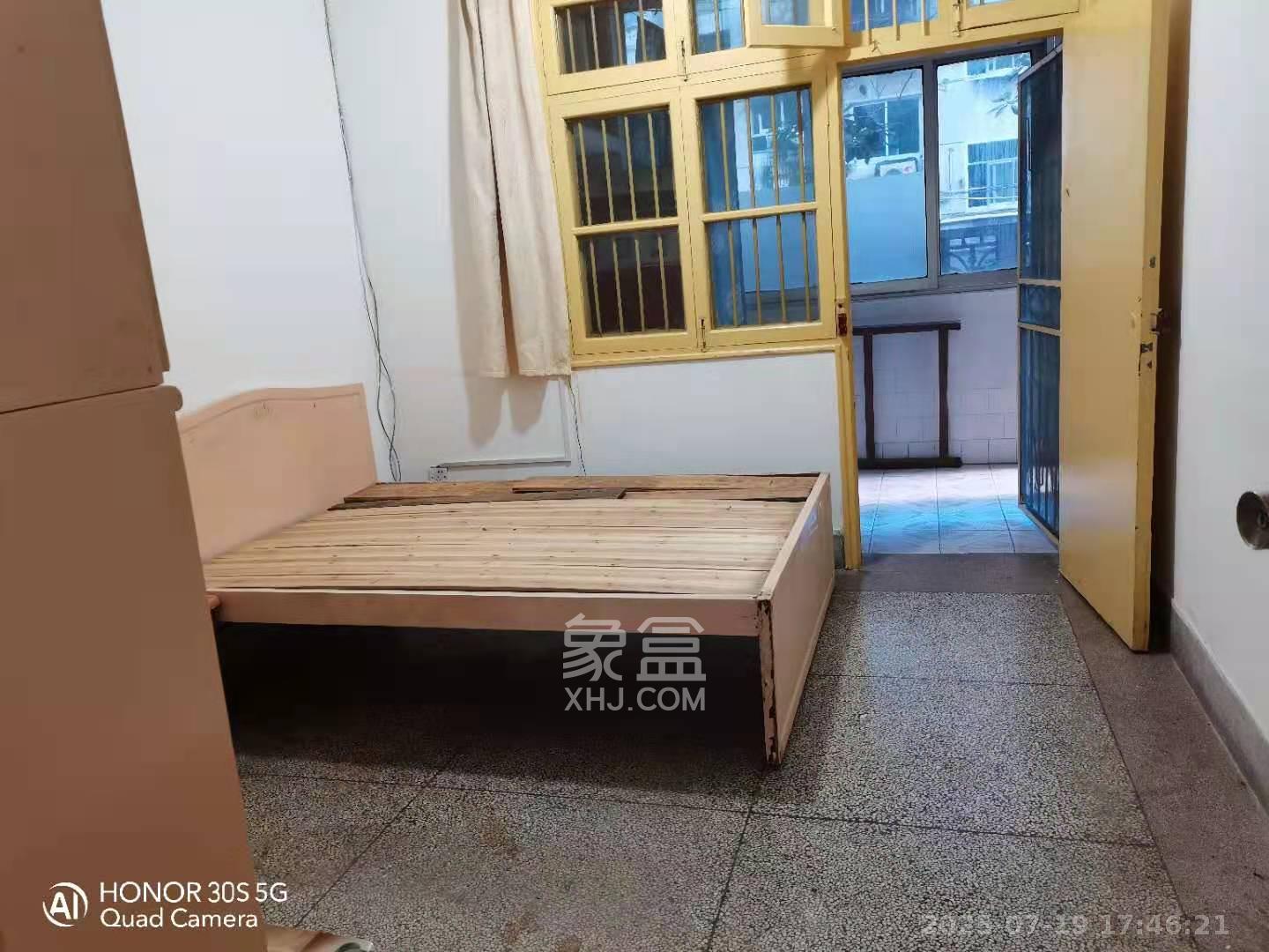 静宜园小区  2室1厅1卫   2000.00元/月室内图