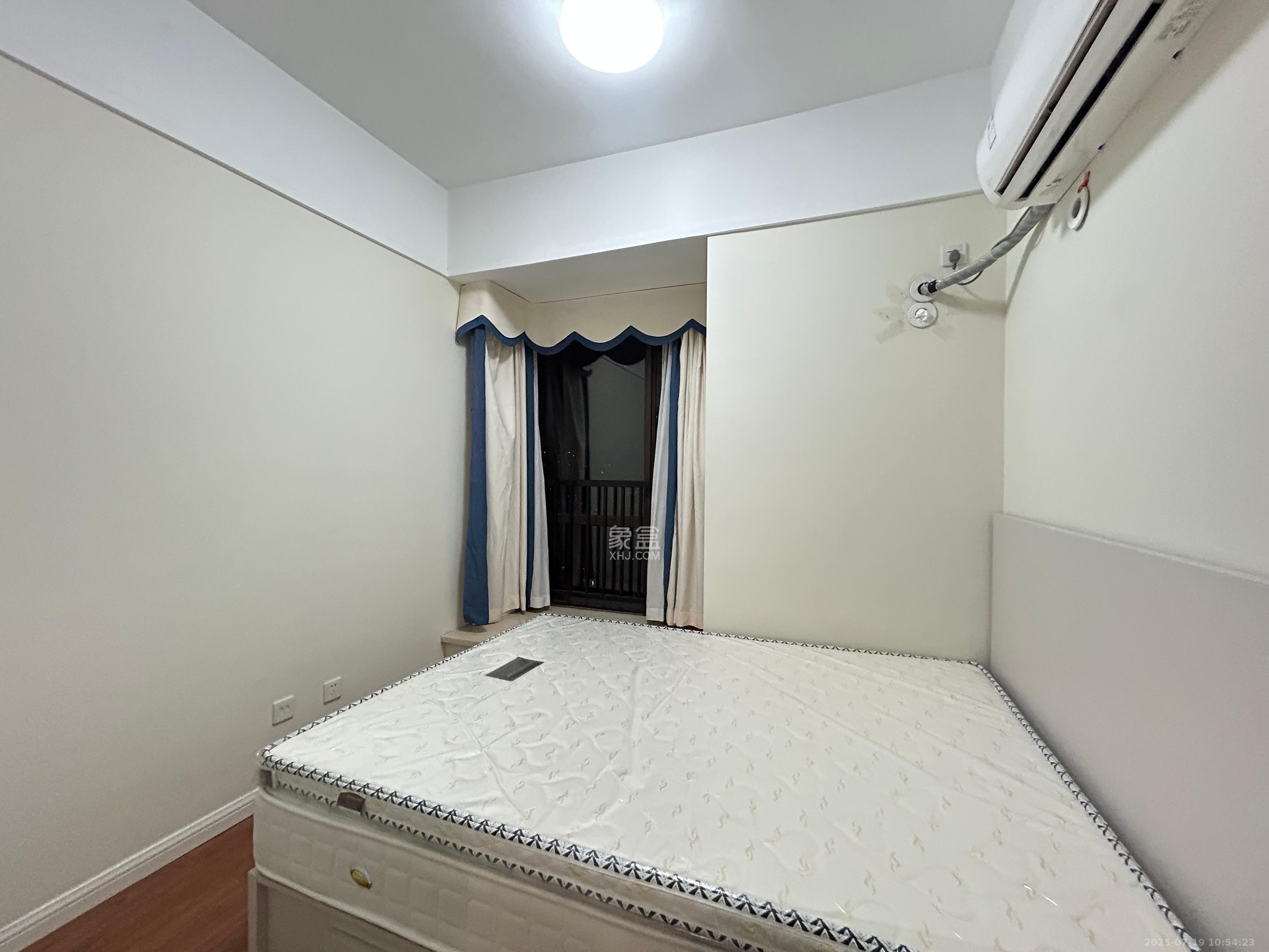 中建信和城  1室0厅0卫   2000.00元/月室内图